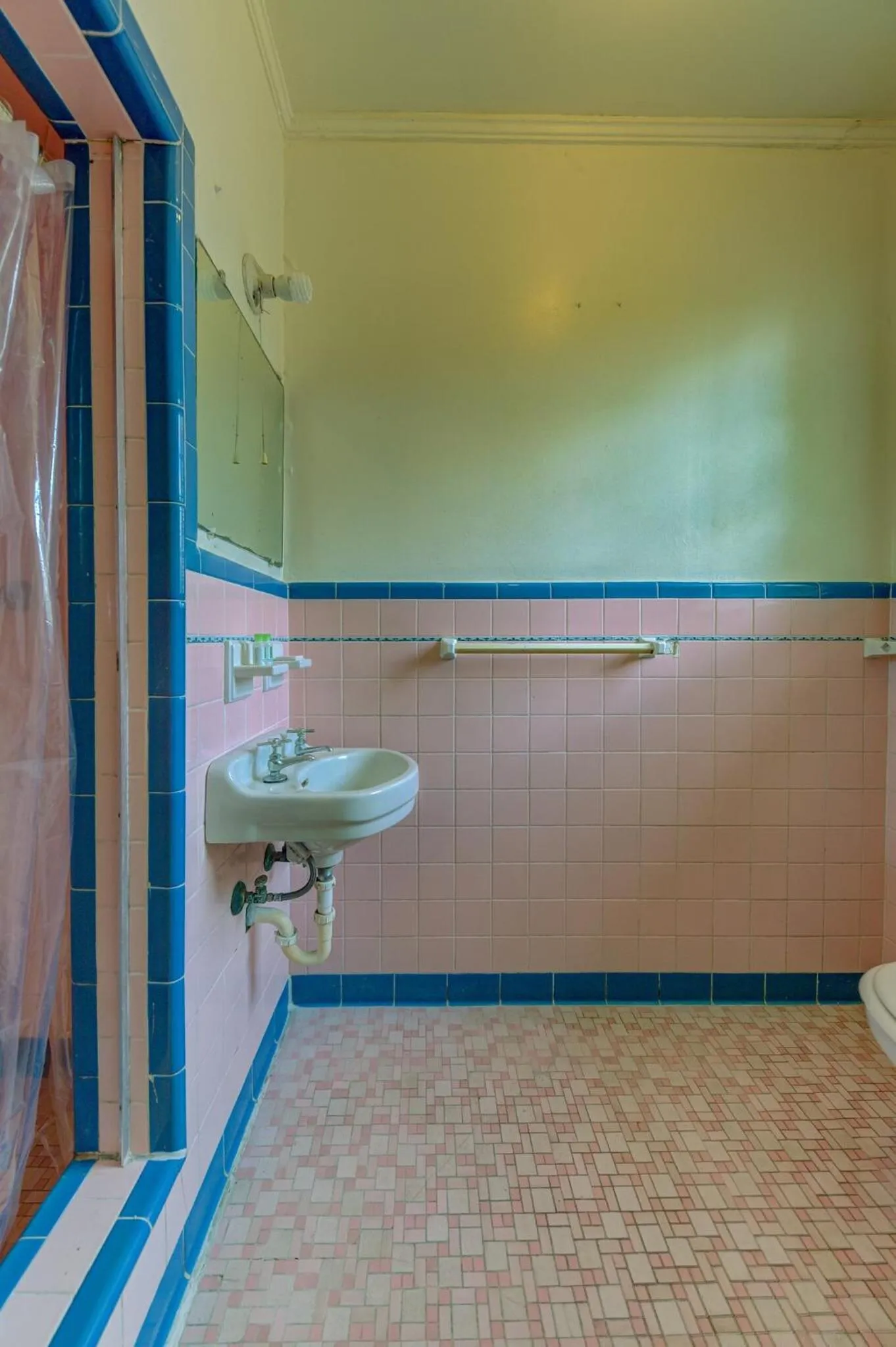 Bathroom in ASAM HOTEL