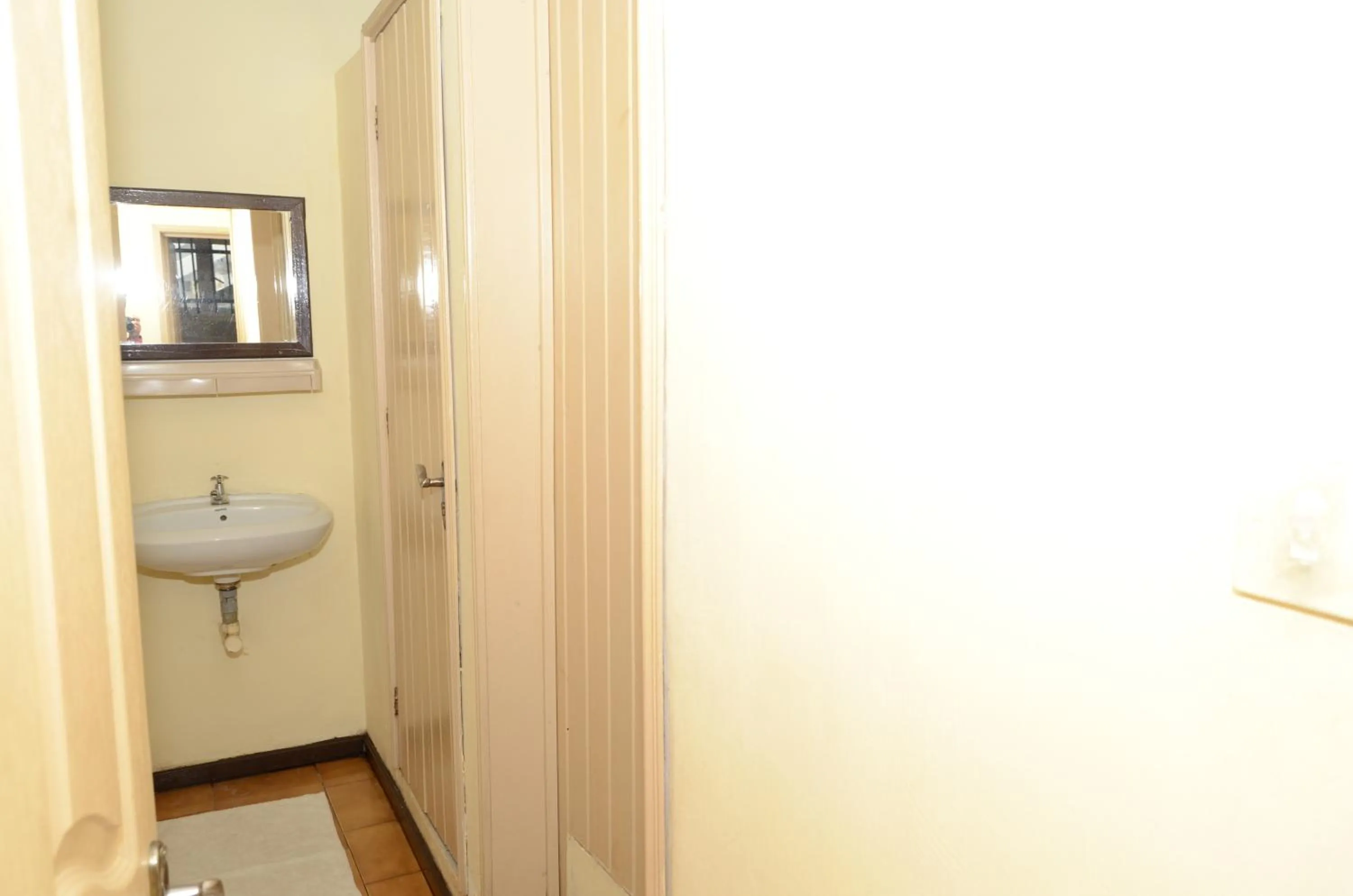 Bathroom in Dookee House