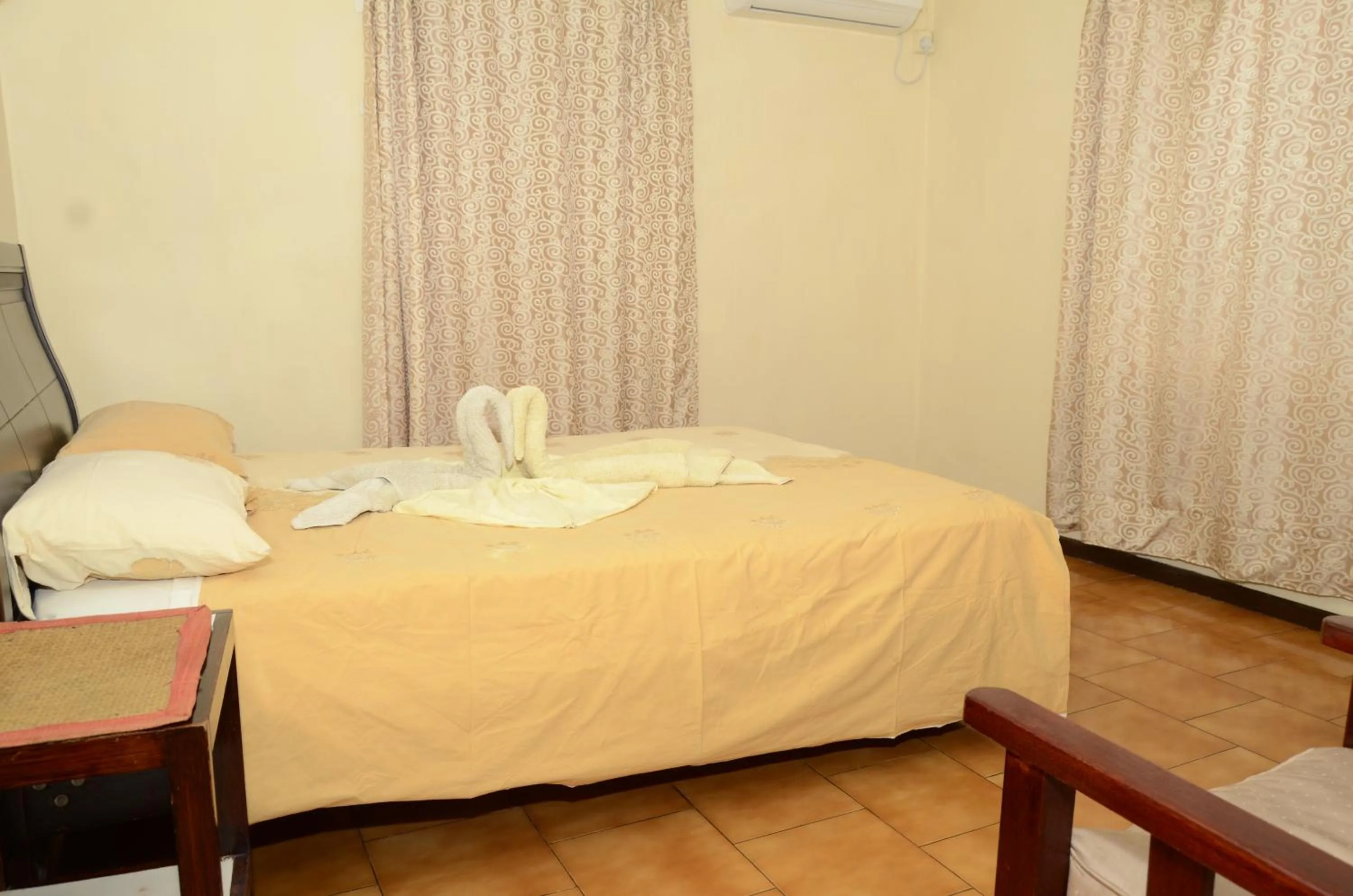 Bedroom, Bed in Dookee House