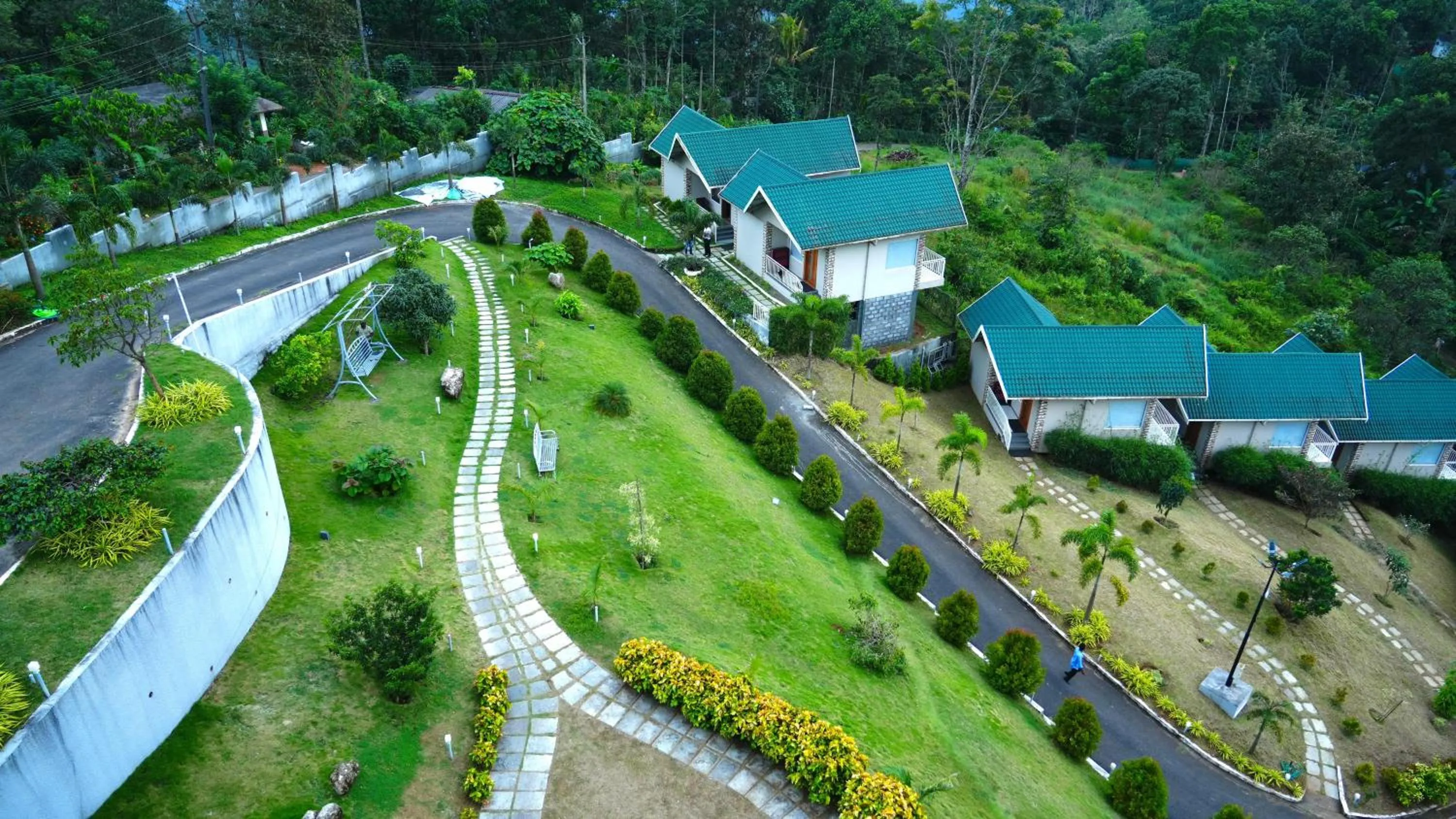 Natural landscape in Aveda Munnar Mountains and Mist