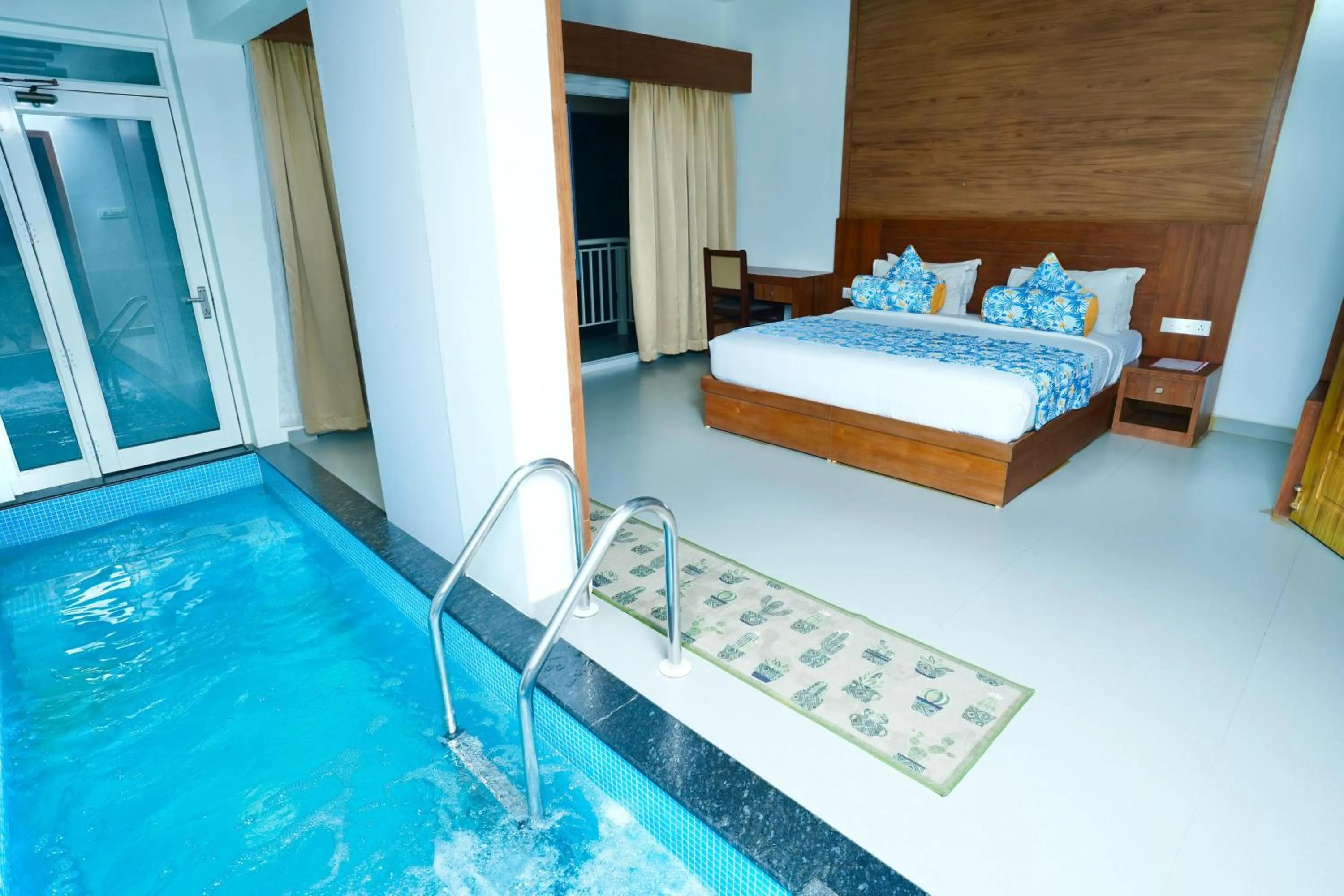 Photo of the whole room, Bed in Aveda Munnar Mountains and Mist