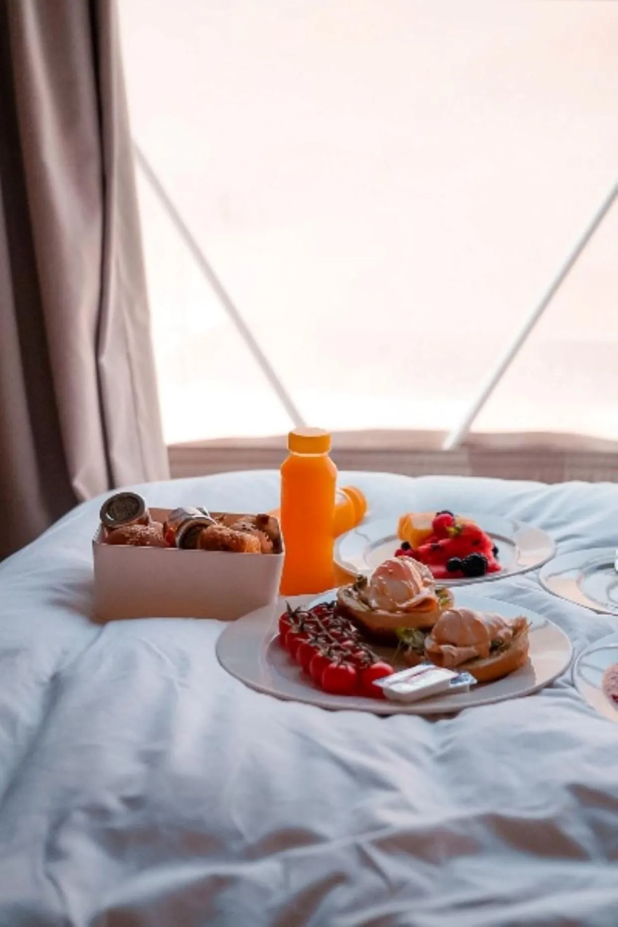 Breakfast, Bed in Moon Retreat by Sharjah Collection