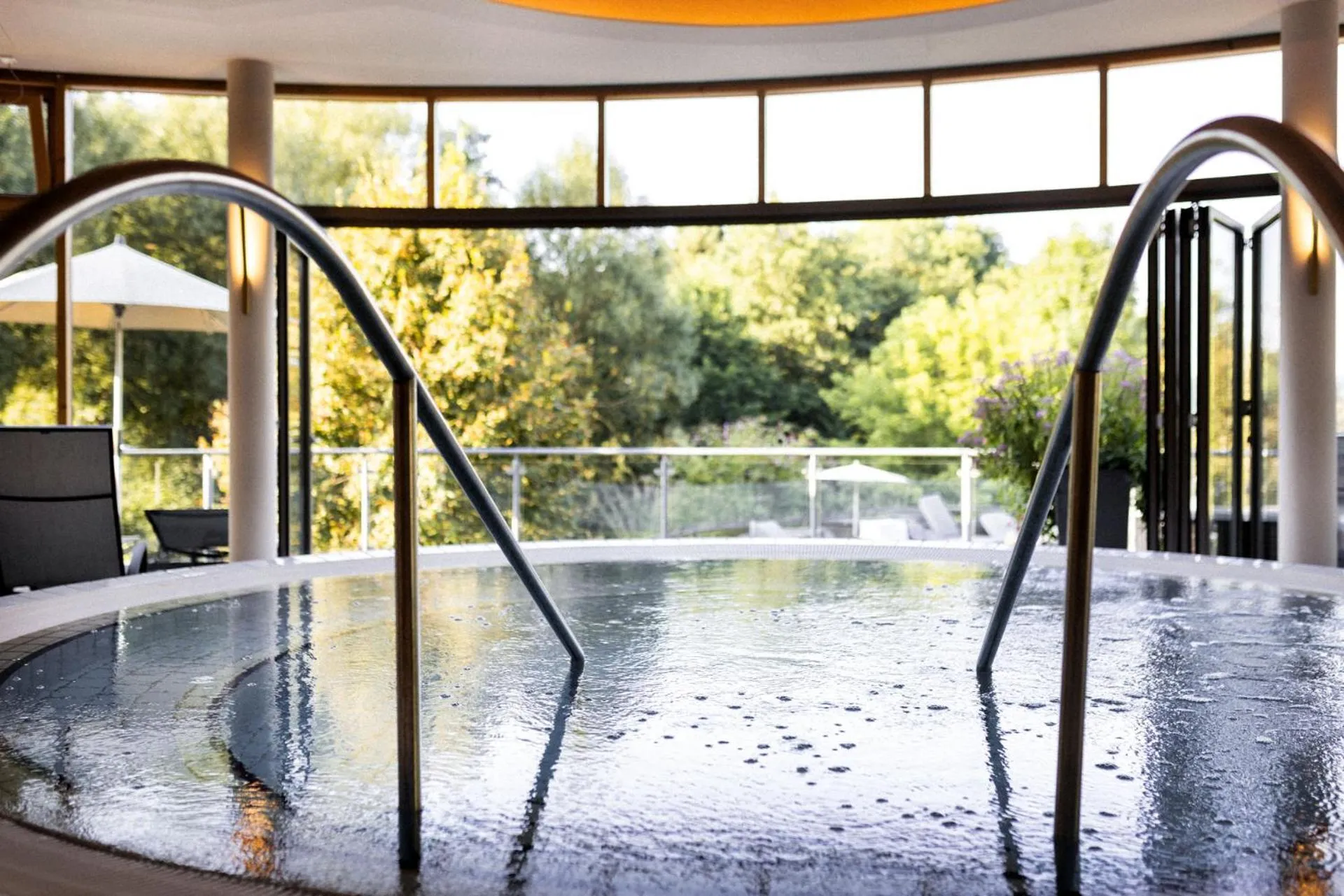 Swimming pool in Heilthermen Resort Bad Waltersdorf