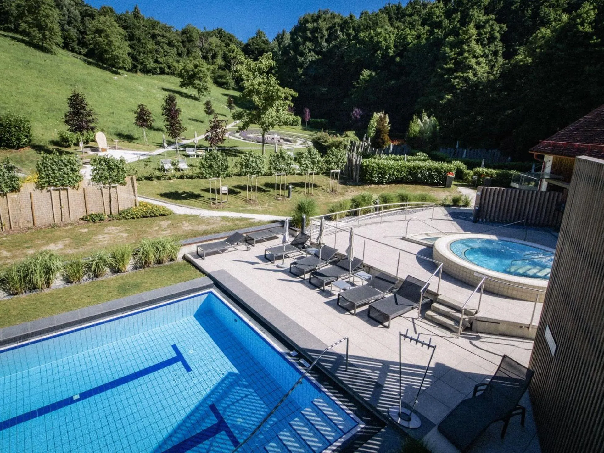 Garden in Heilthermen Resort Bad Waltersdorf