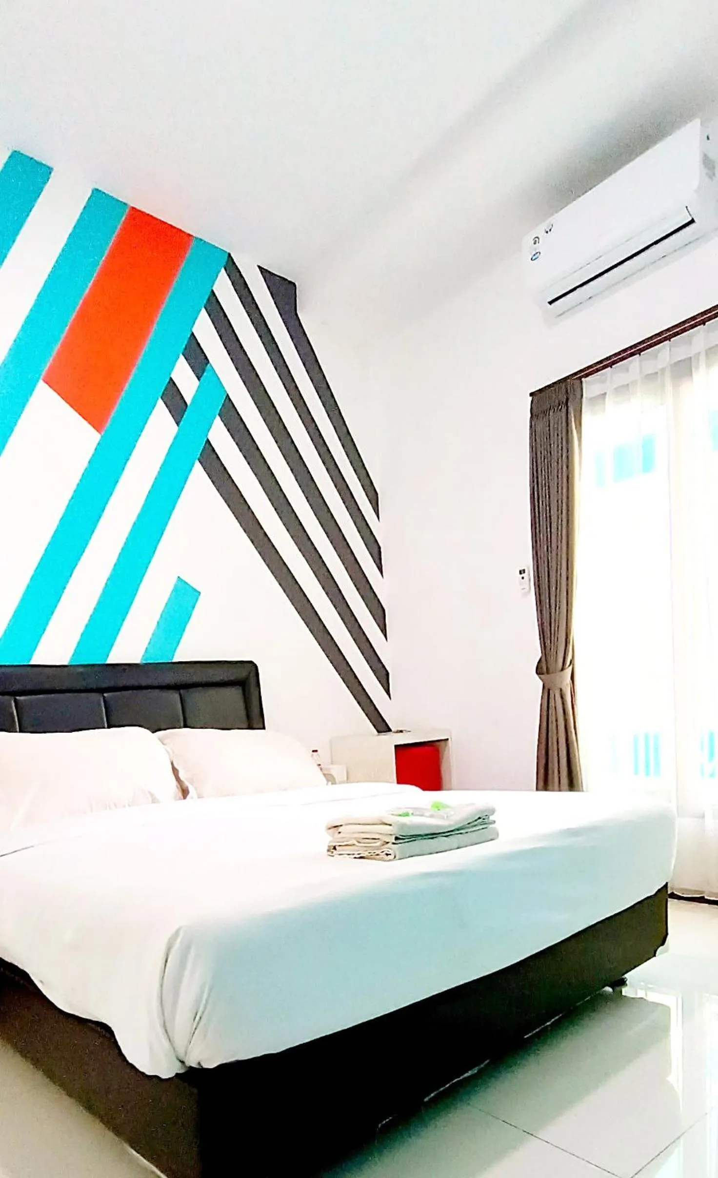 Standard Queen Room in De Azka Style Syariah