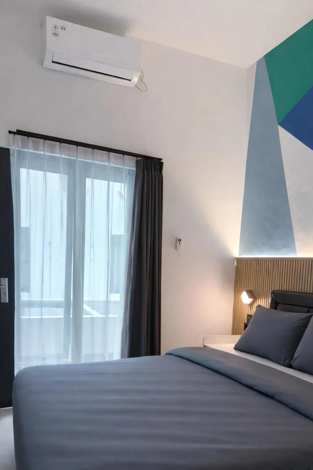 Bed in De Azka Style Syariah