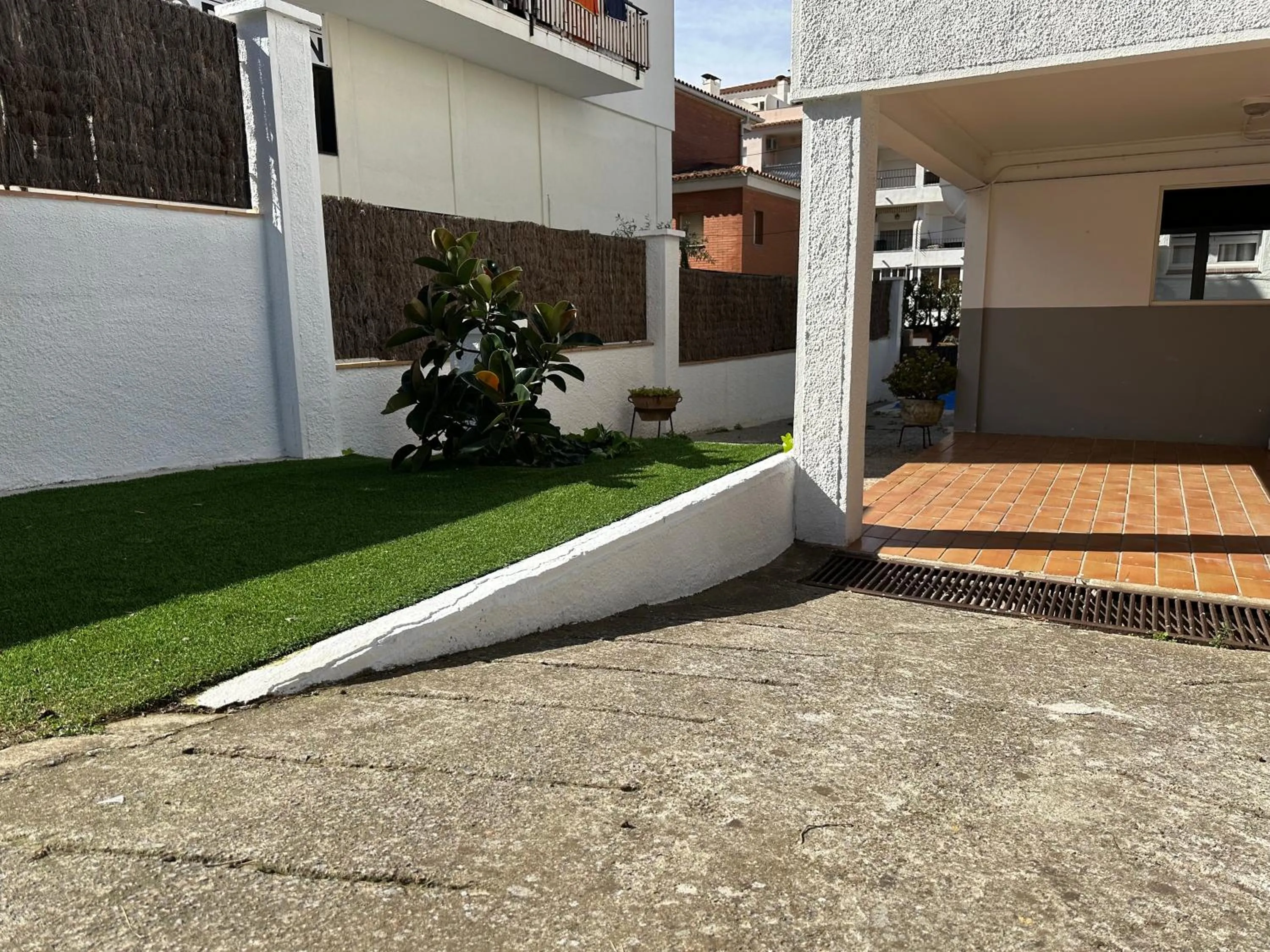 acessibility in Agi Riu Segre Villa