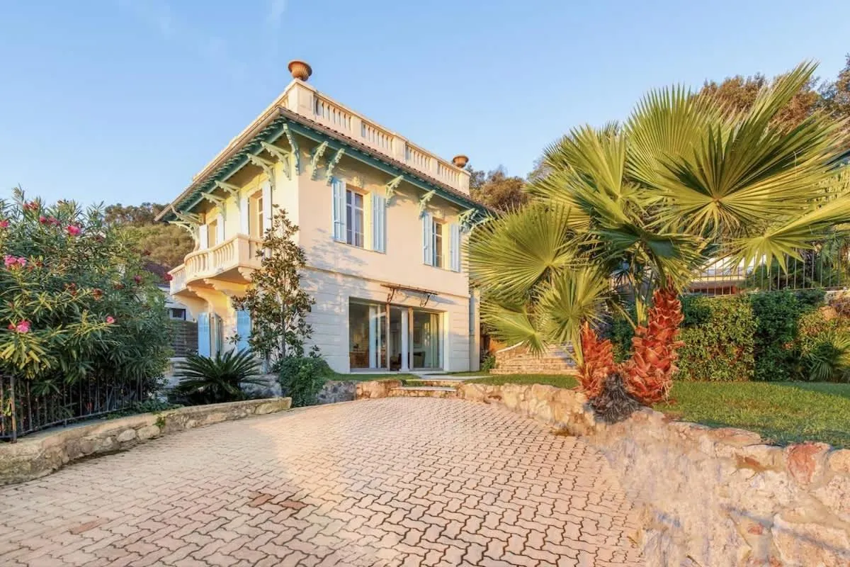 Villa Oneiro, vue imprenable à Théoule-sur-mer