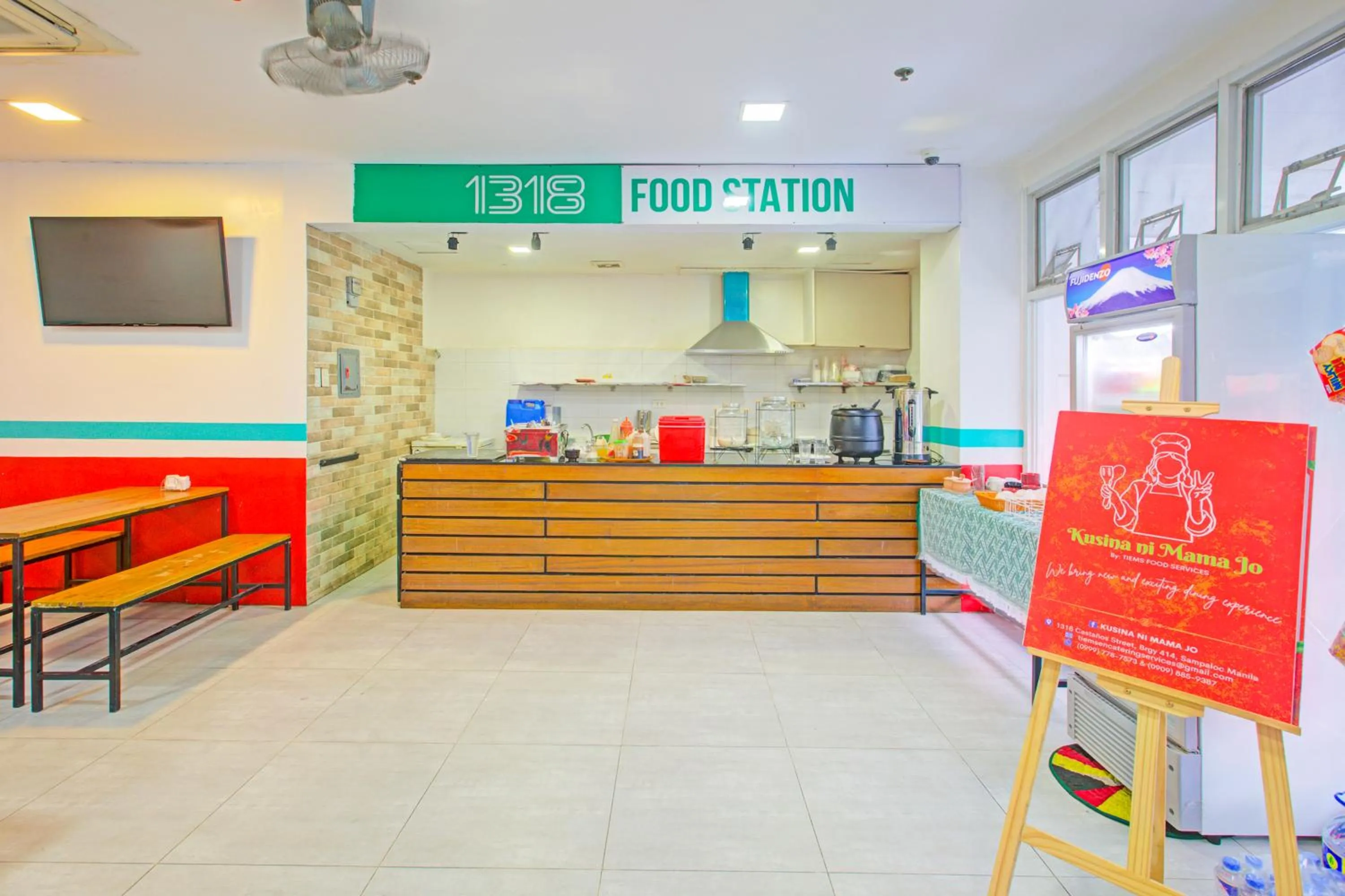 Lobby or reception in Collection O Metro Manila near University Belt formerly 1318 Residences