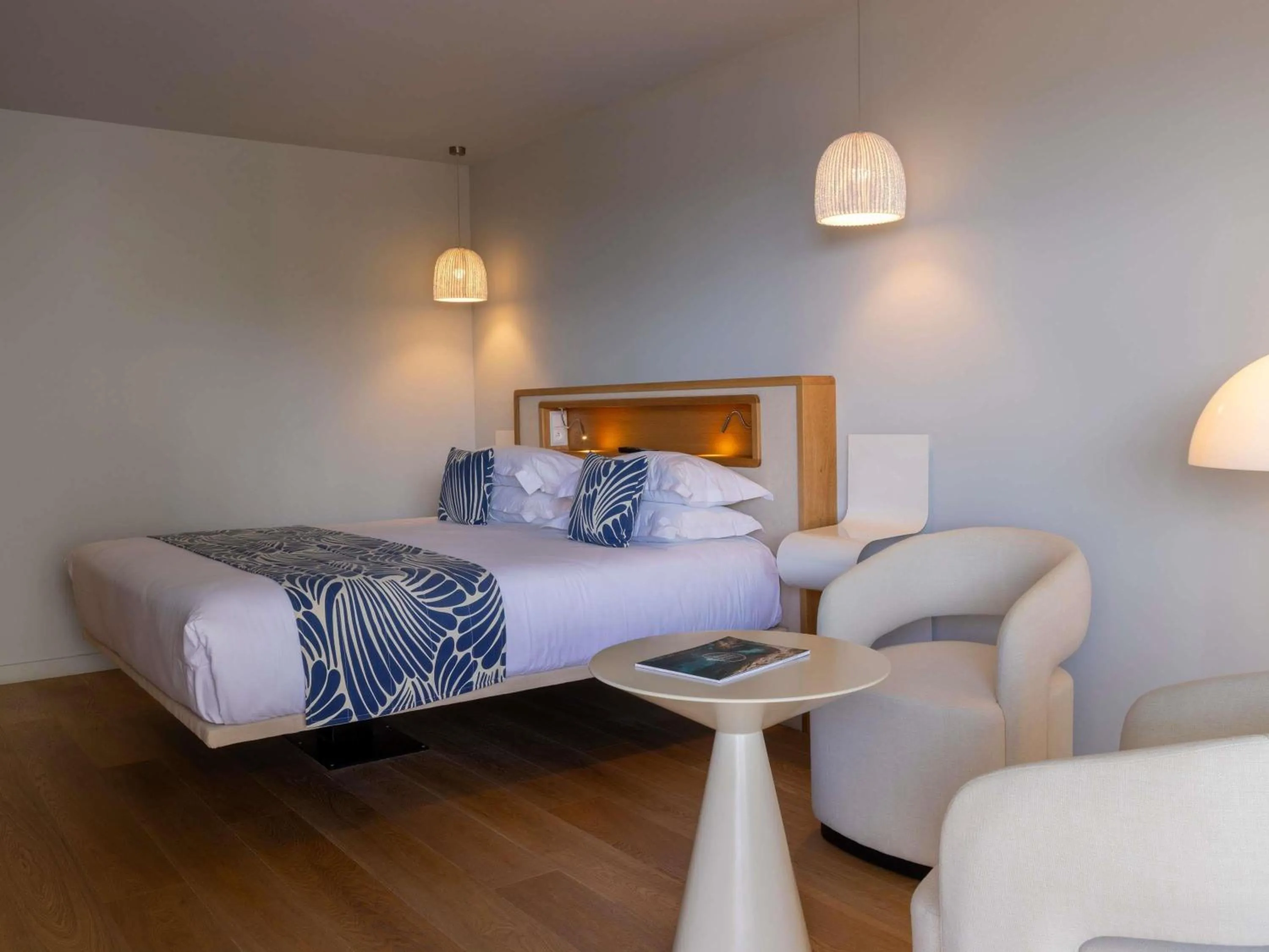 Bedroom, Bed in Hotel & Spa Kasano Calvi - Handwritten Collection