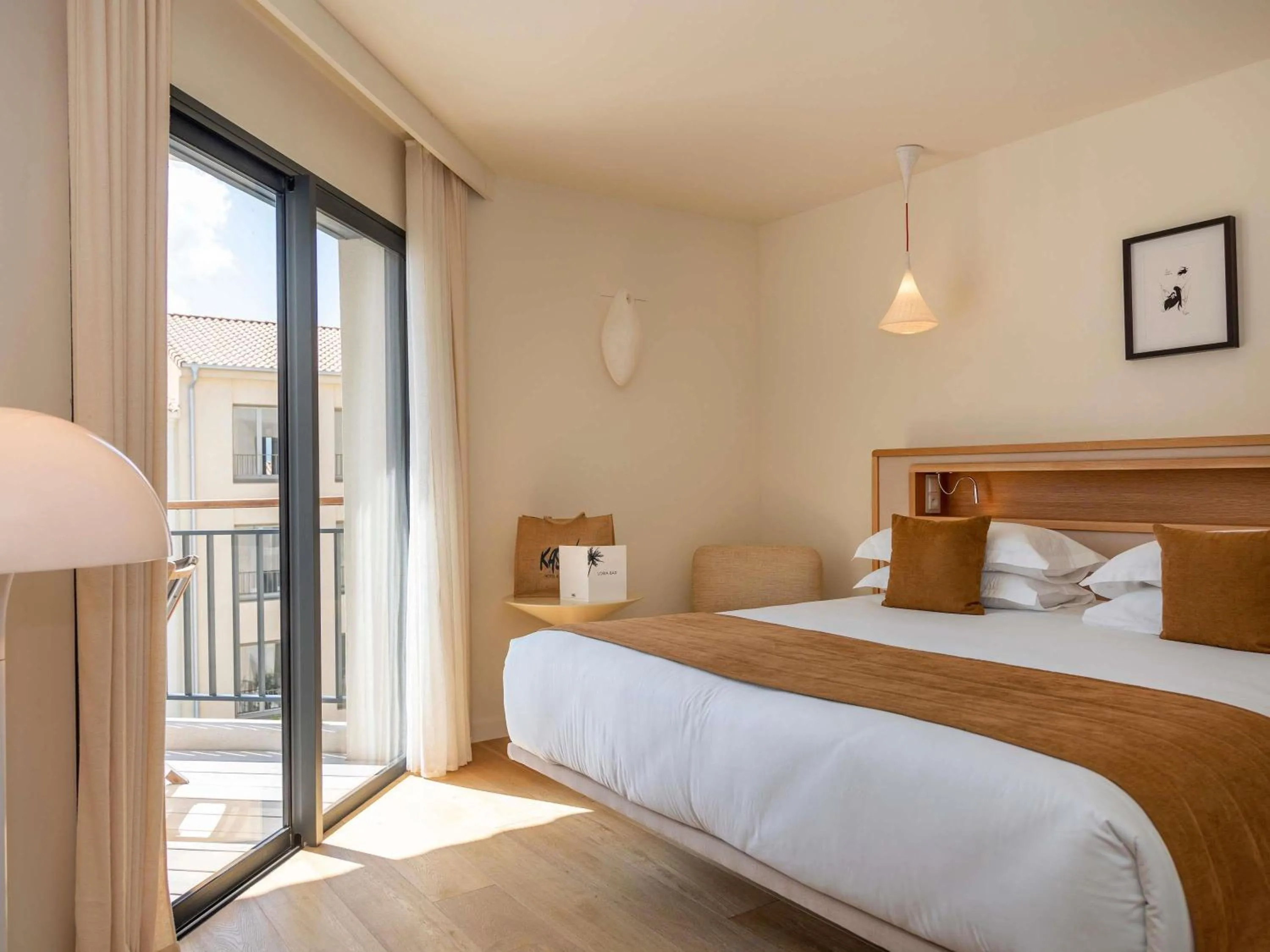 Bedroom, Bed in Hotel & Spa Kasano Calvi - Handwritten Collection