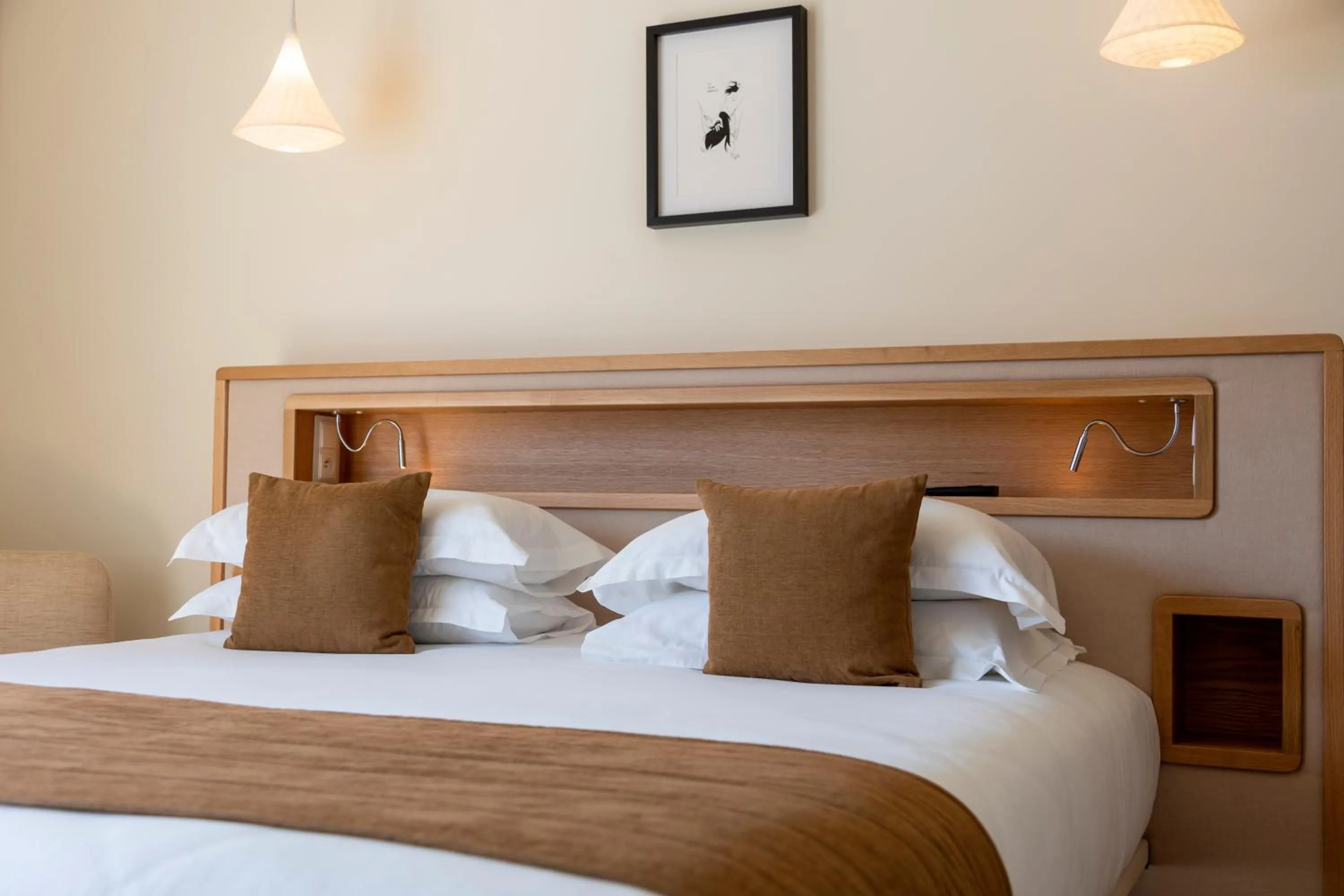 Bed in Hotel & Spa Kasano Calvi - Handwritten Collection