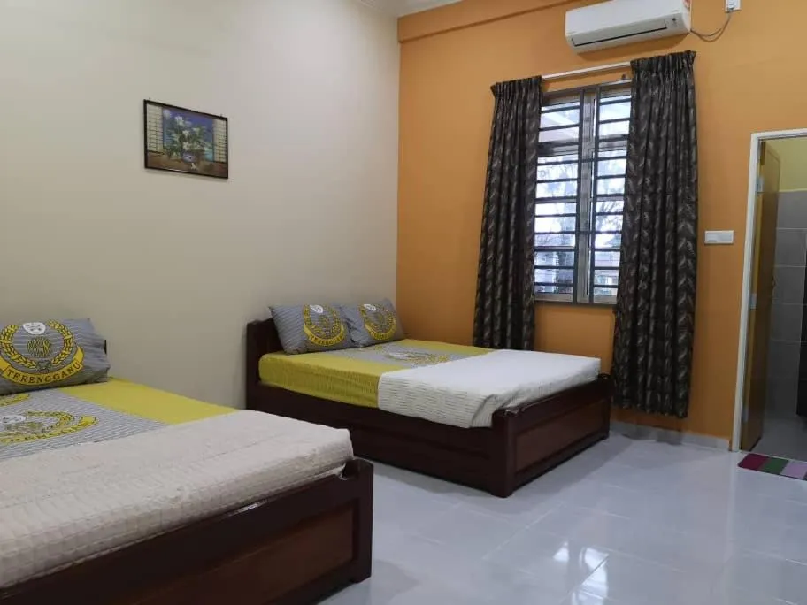 Bed in VILLA SENTOSA