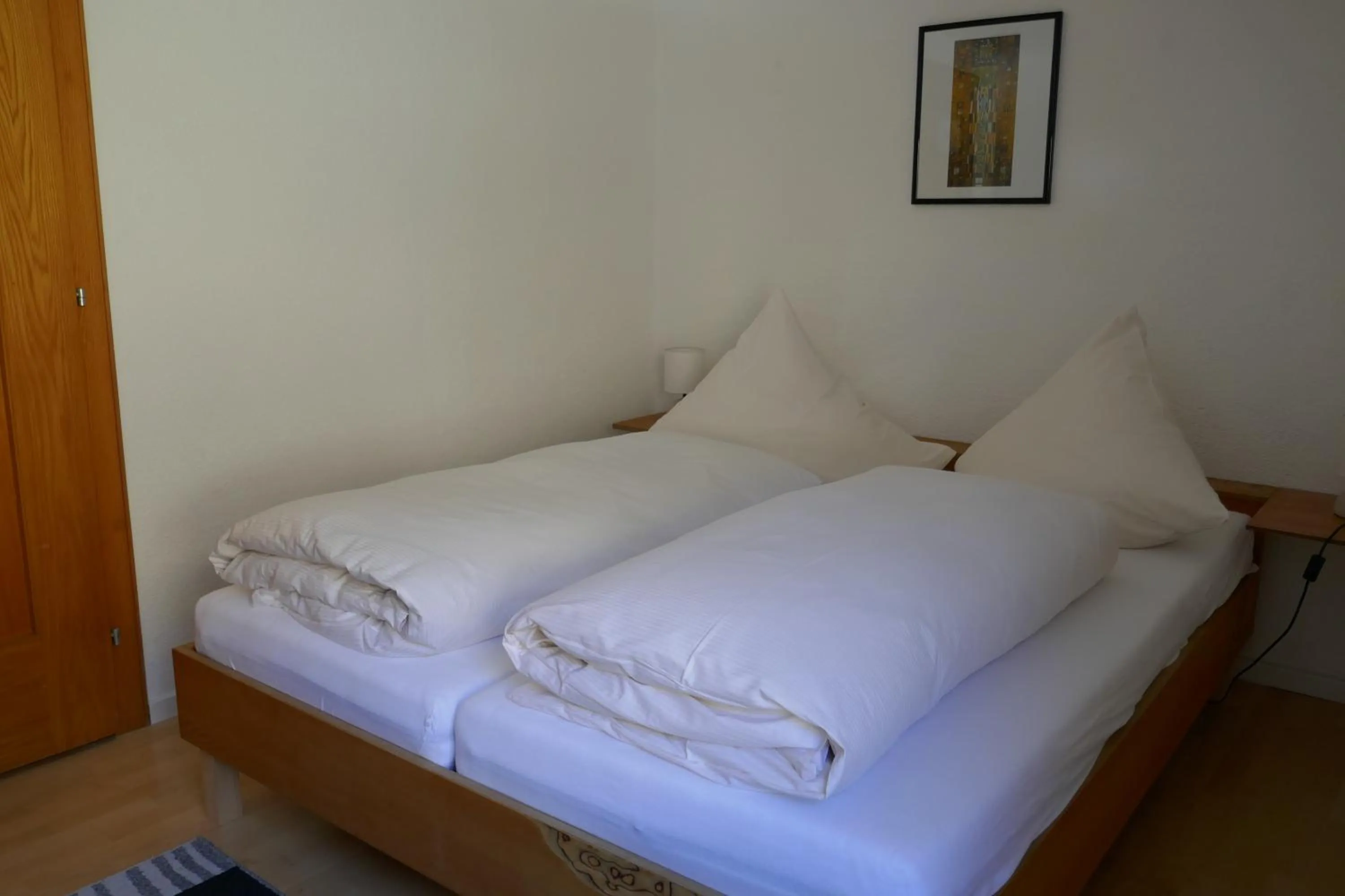 Bed in Pension & Ferienwohnungen Haus Edelweiß