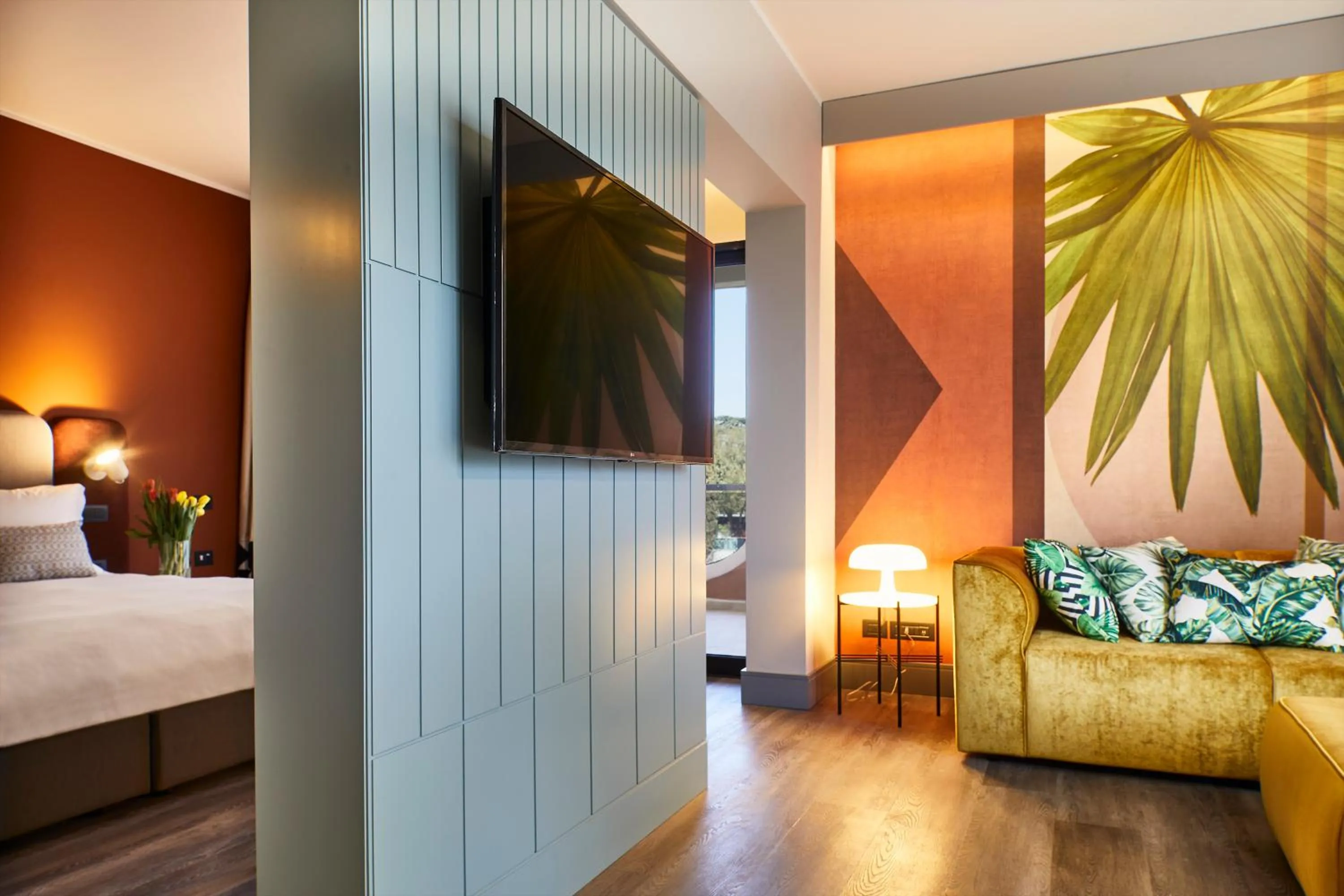 Living room, Bed in Hotel Villa Pamphili Roma