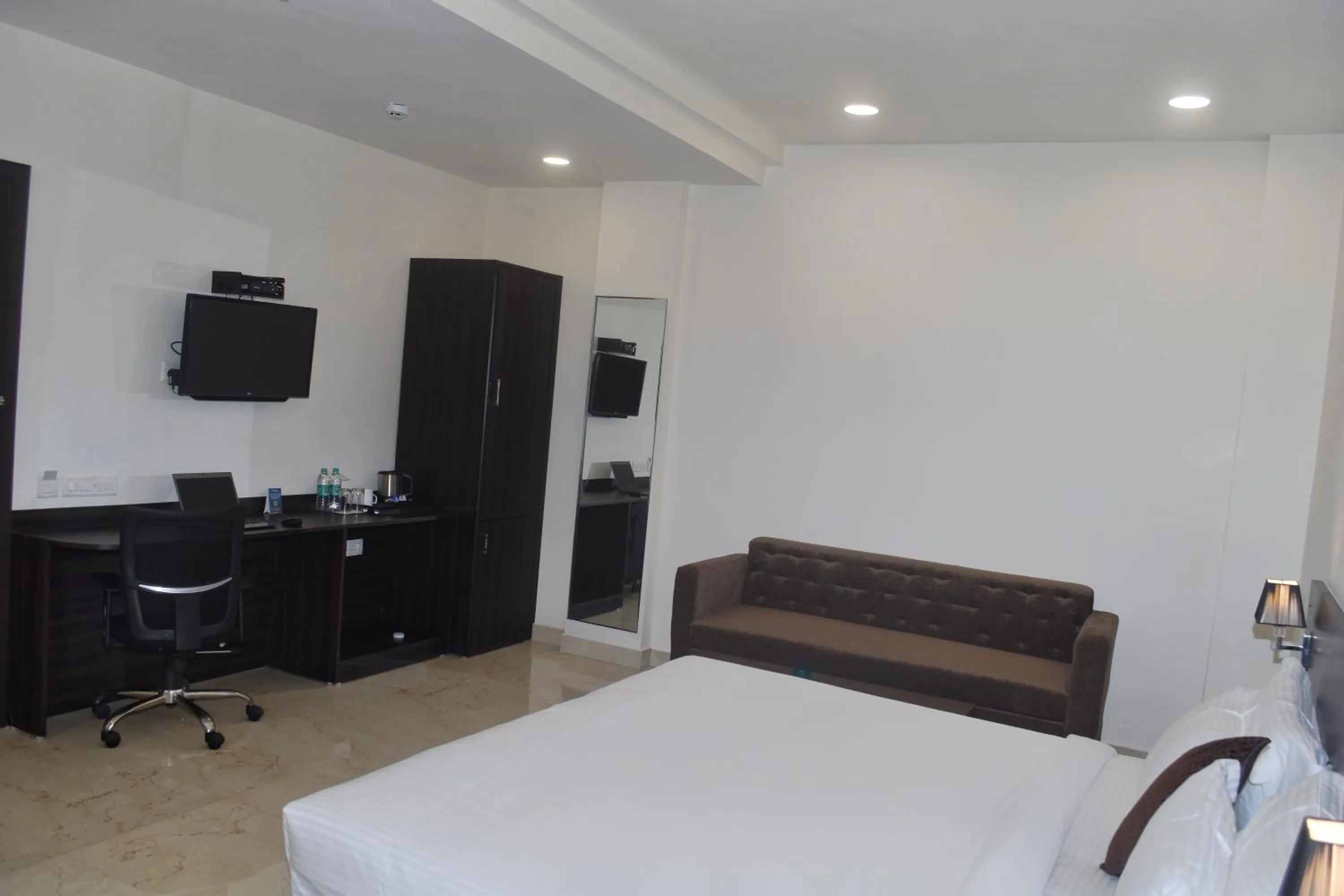 Photo of the whole room in HOTEL CENTRUM