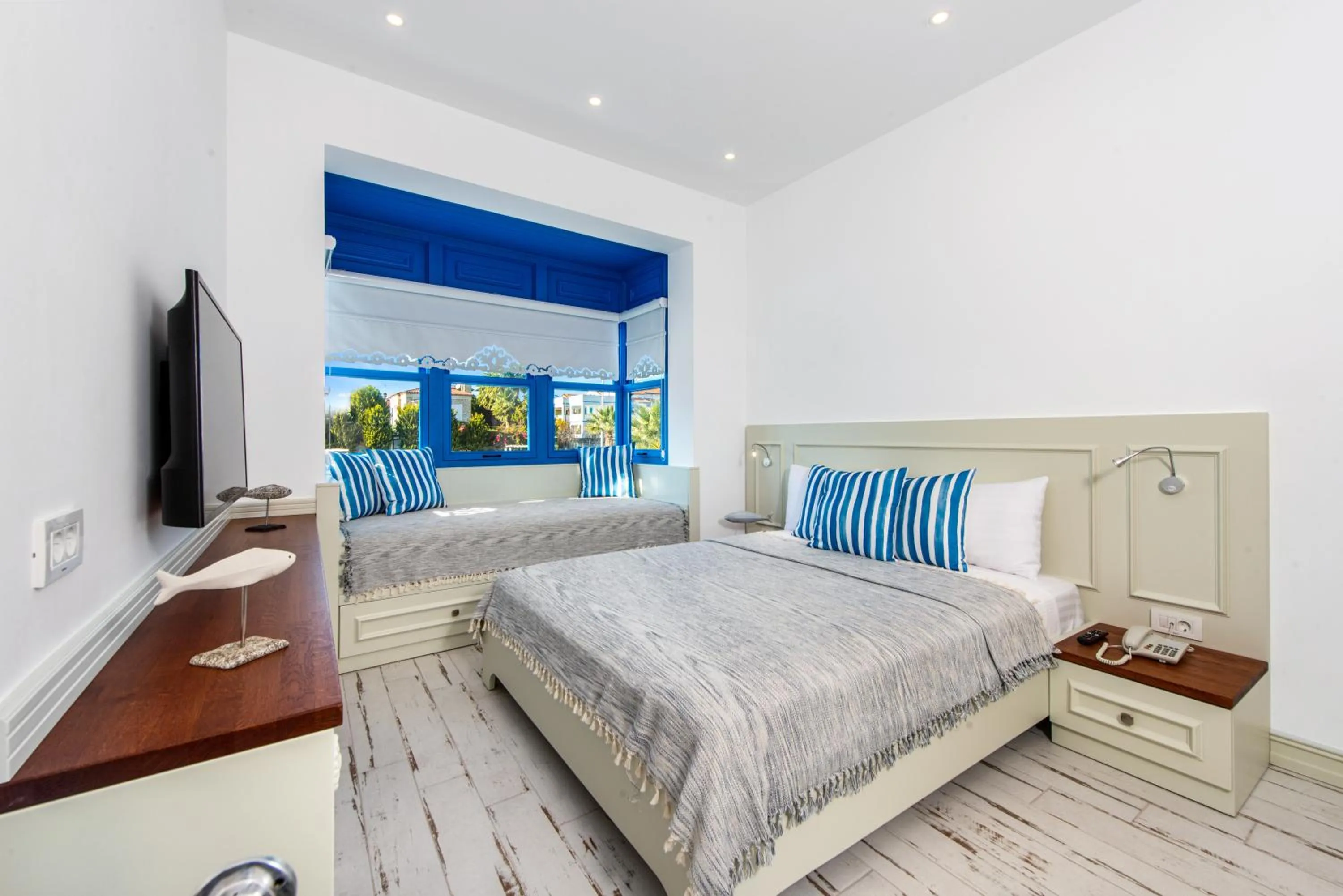 Photo of the whole room, Bed in Rhodium Hotel Alaçatı