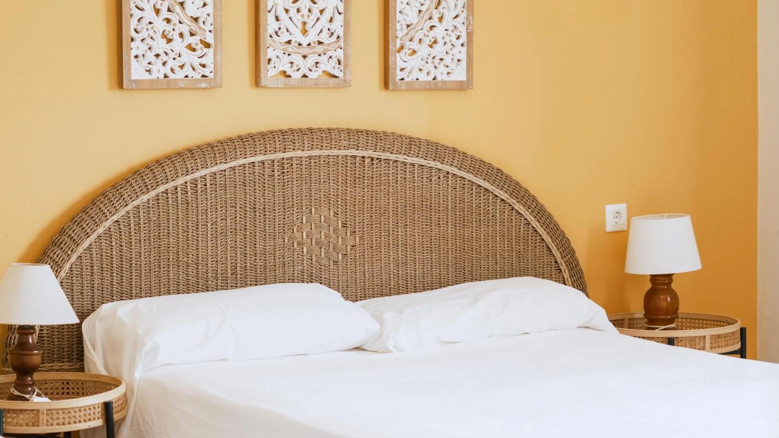 Bedroom in Casa Rural Los Garrovillos by Fontanilla del Mar Holidays Rentals