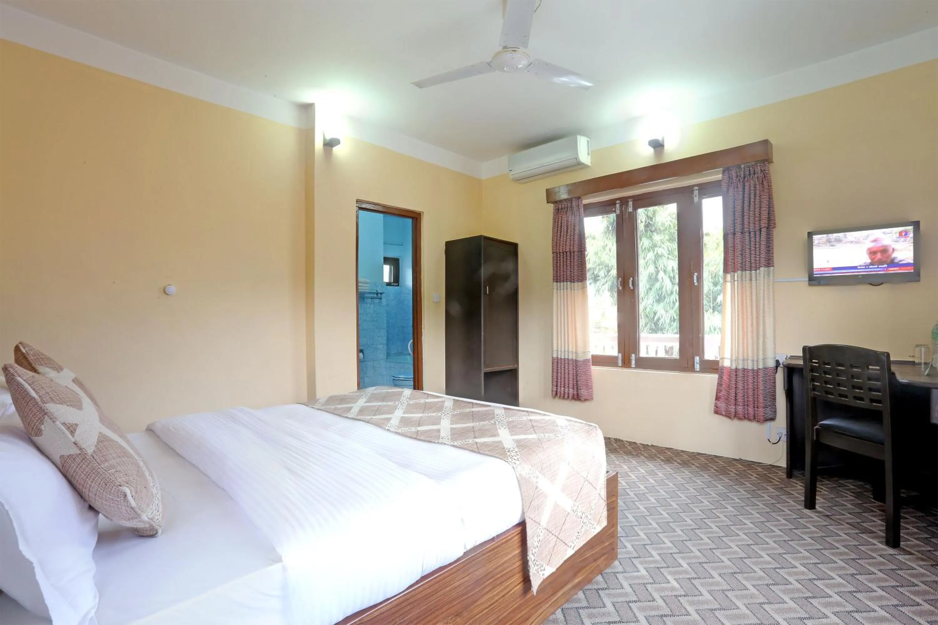 Photo of the whole room in Hotel Peninsula