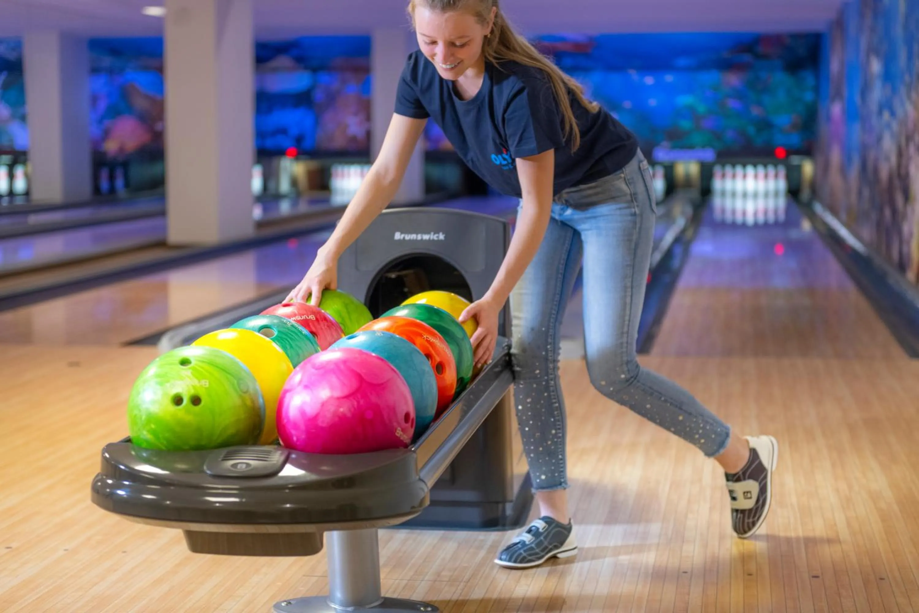 Entertainment in Olymp IV