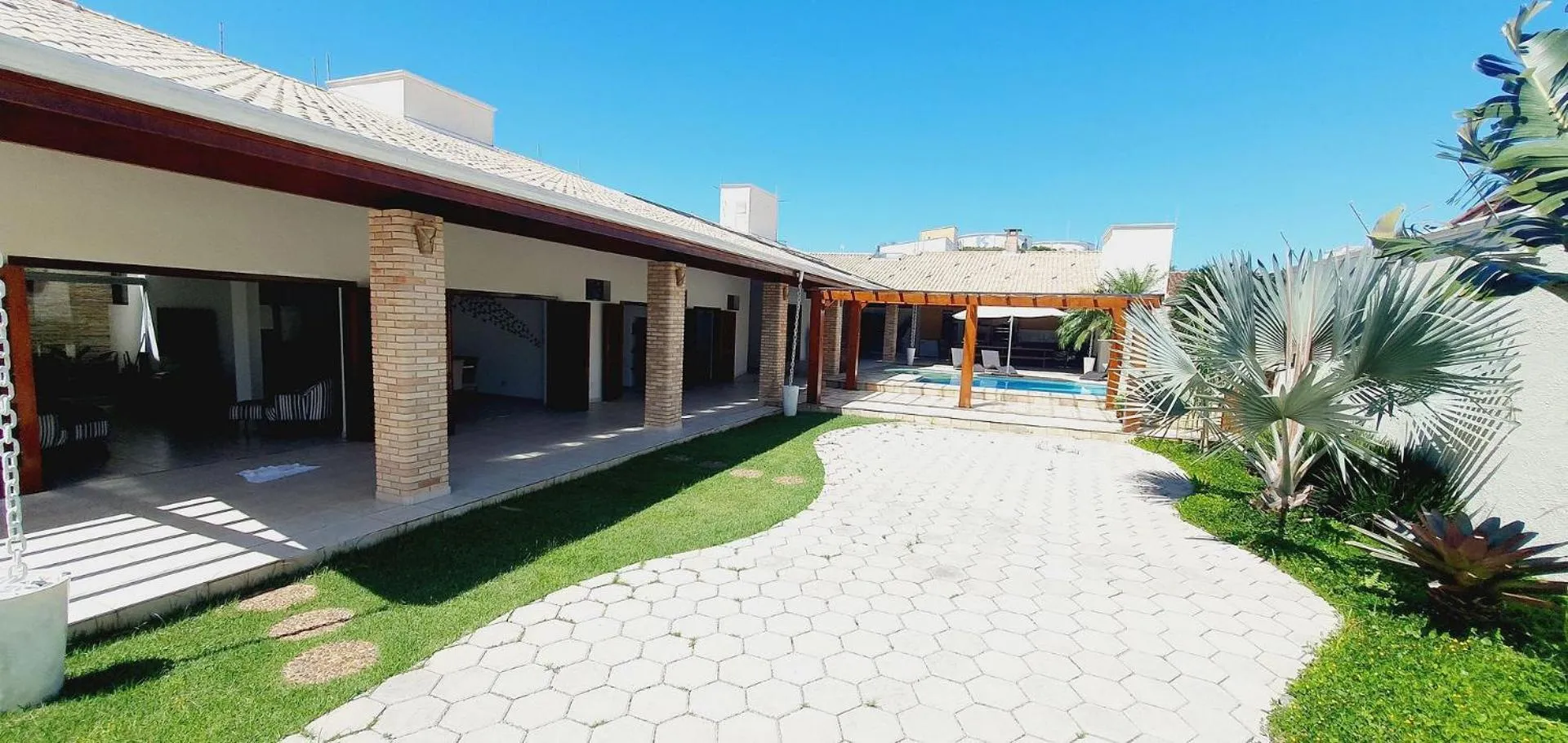 Patio in Espetacular, 6 suítes, Varanda Gourmet, Bilhar, Pebolim, Praia dos Sonhos