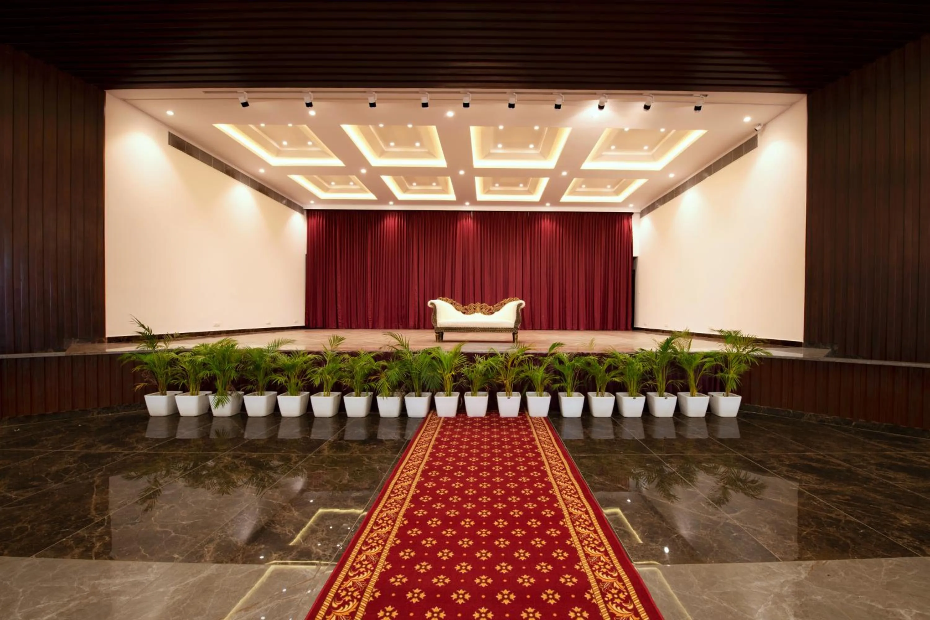 Business facilities in AARYA MANSION V One Hotel