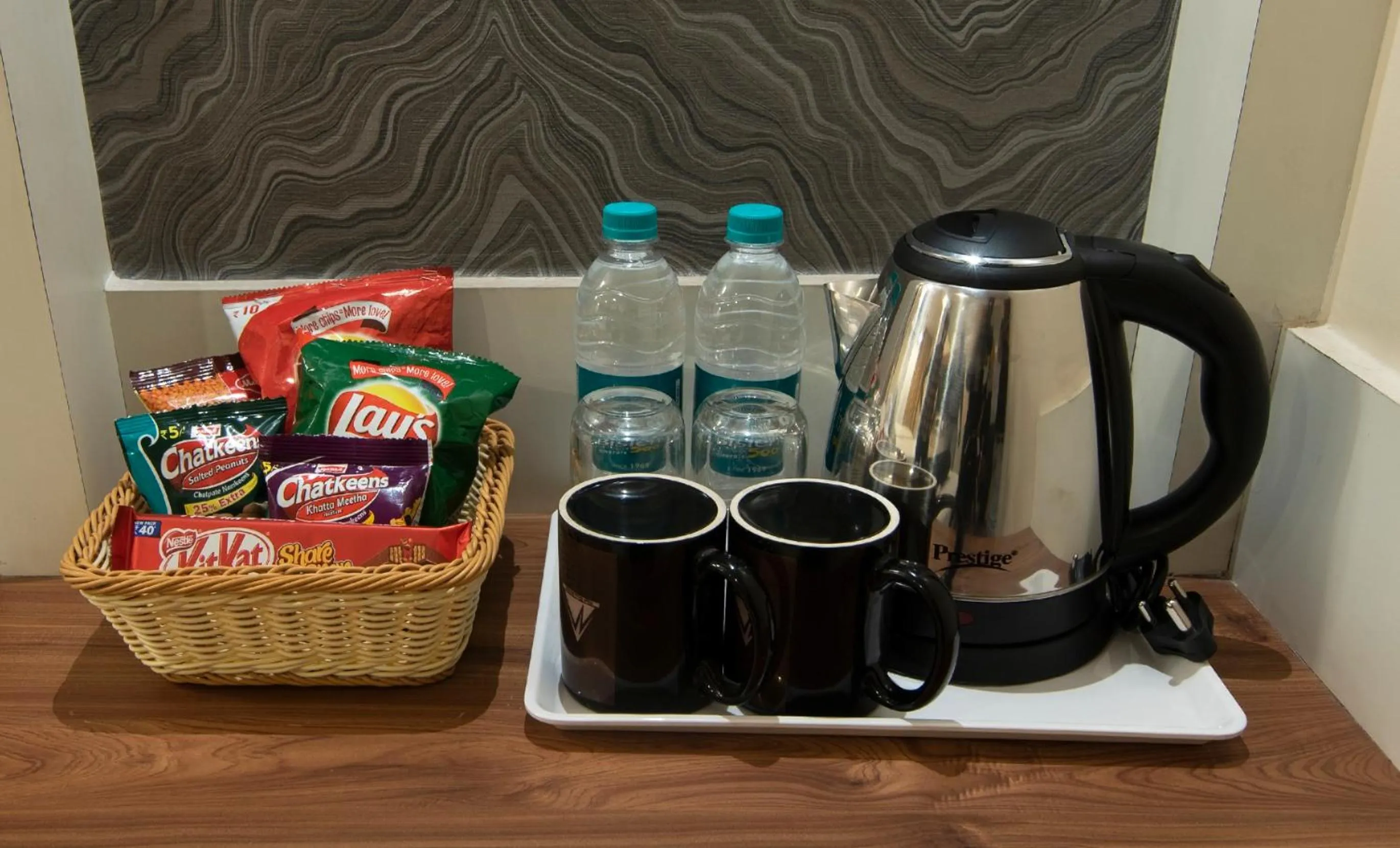 Coffee/tea facilities in AARYA MANSION V One Hotel