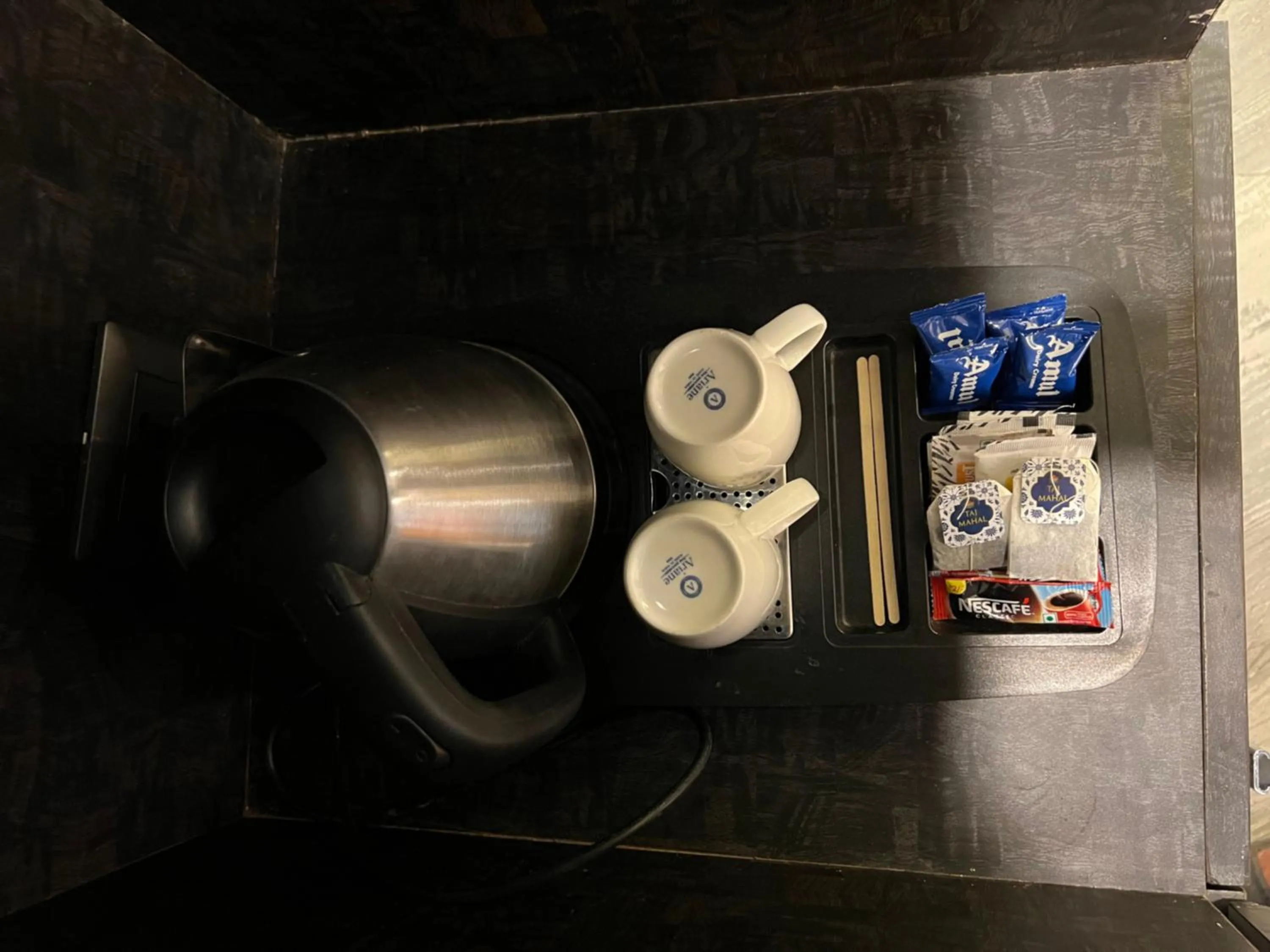 Coffee/tea facilities in HOTEL PLEASANT VIEW