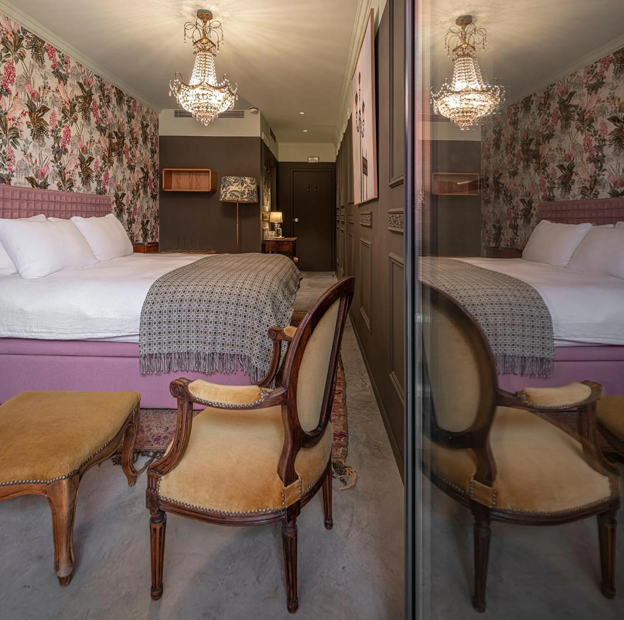 Bed in toctoctoc lisboa