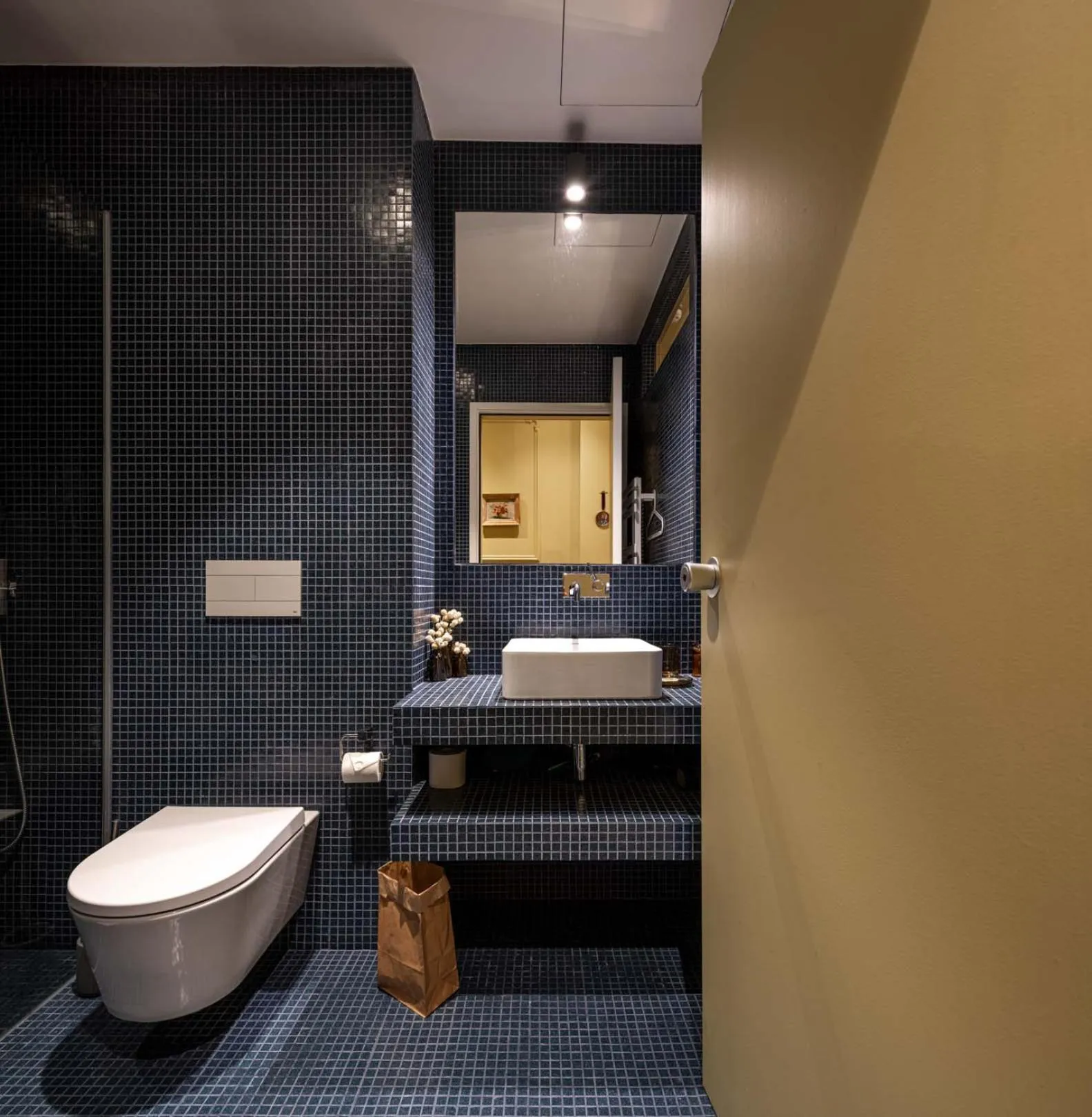 Toilet in toctoctoc lisboa