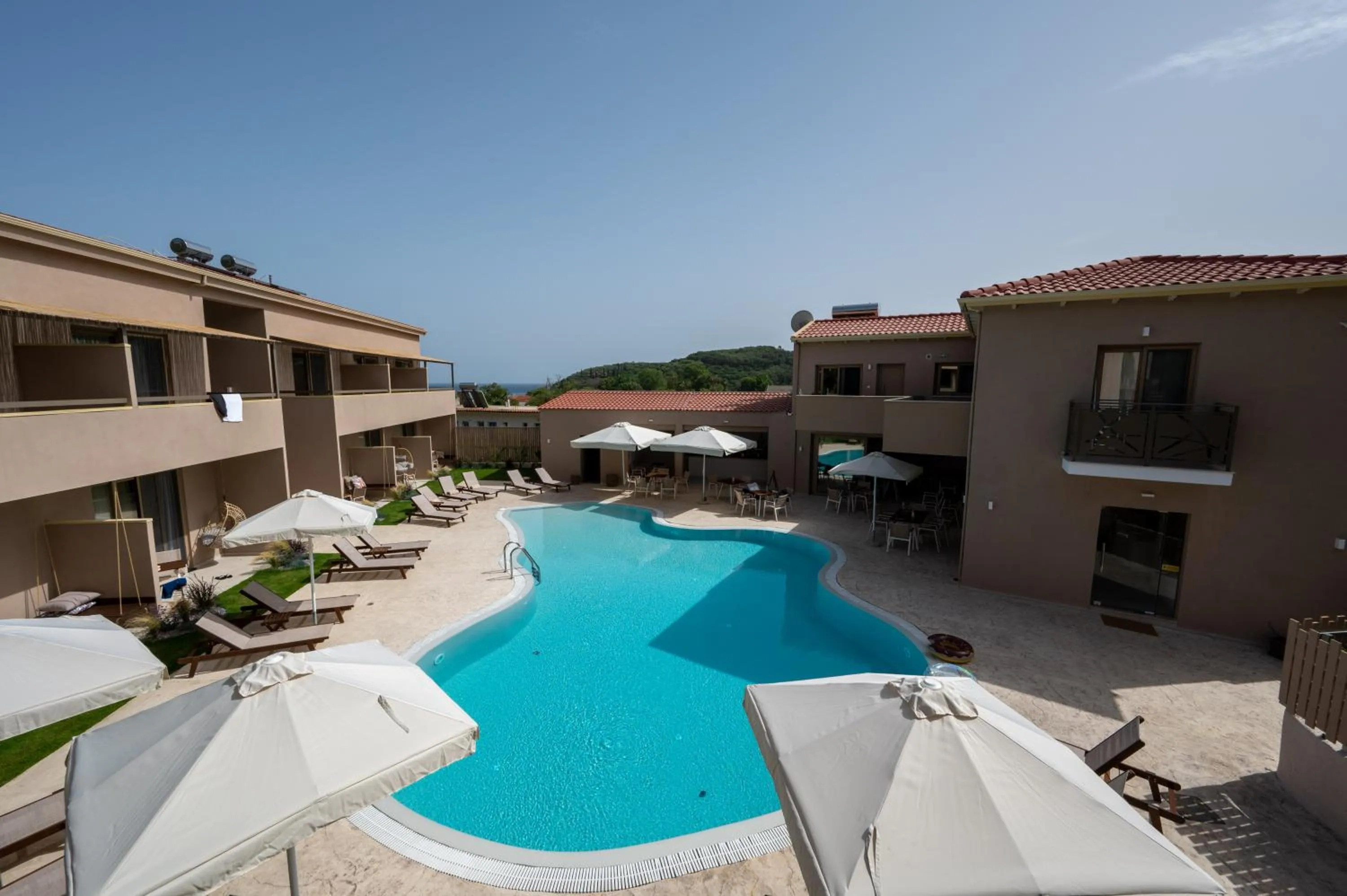 Scarabeo Suites & Villas Parga