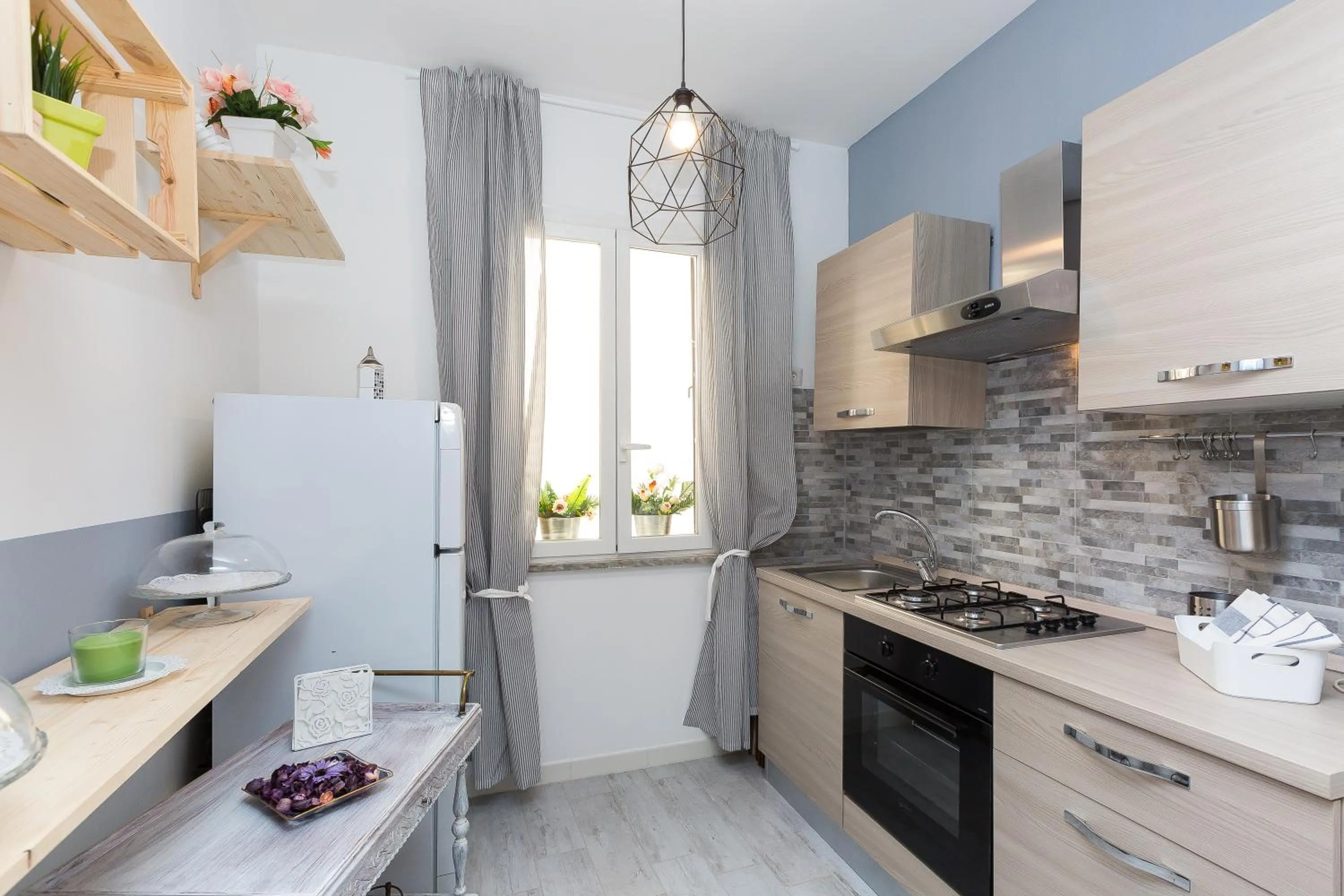 Area and facilities in San Peter Angels