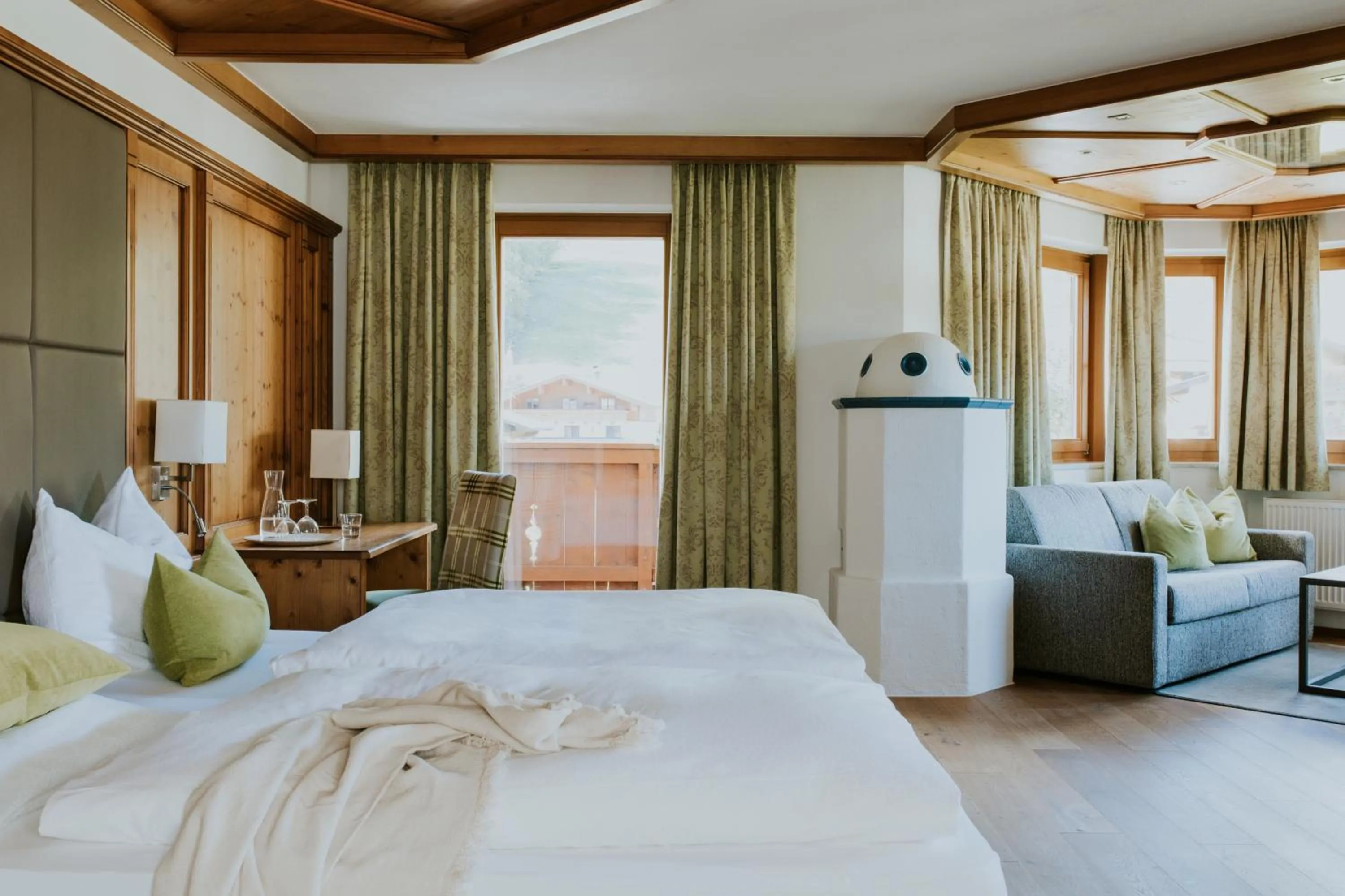 Photo of the whole room, Bed in Hotel Tauernhof