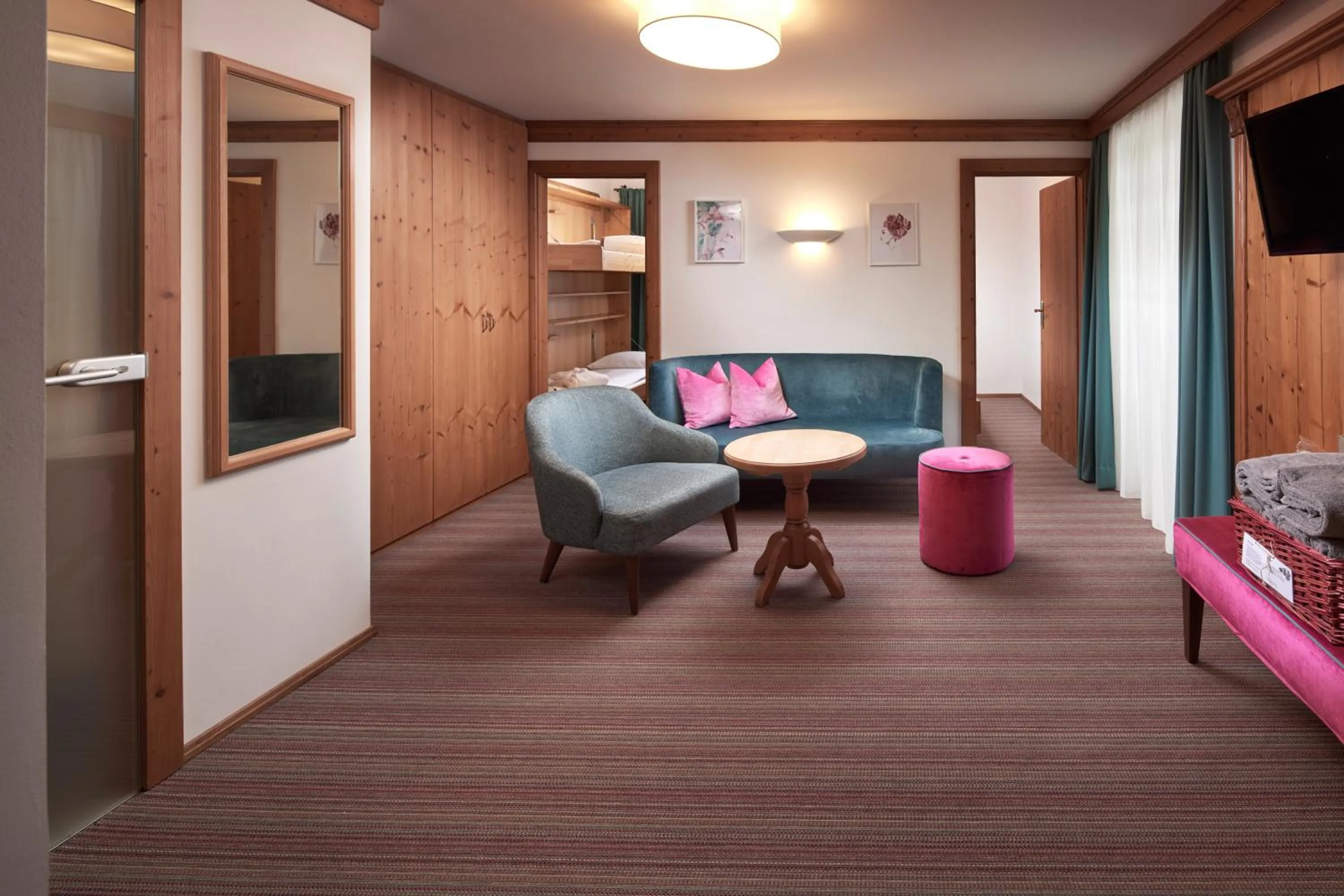 Living room in Romantikhotel Zell am See