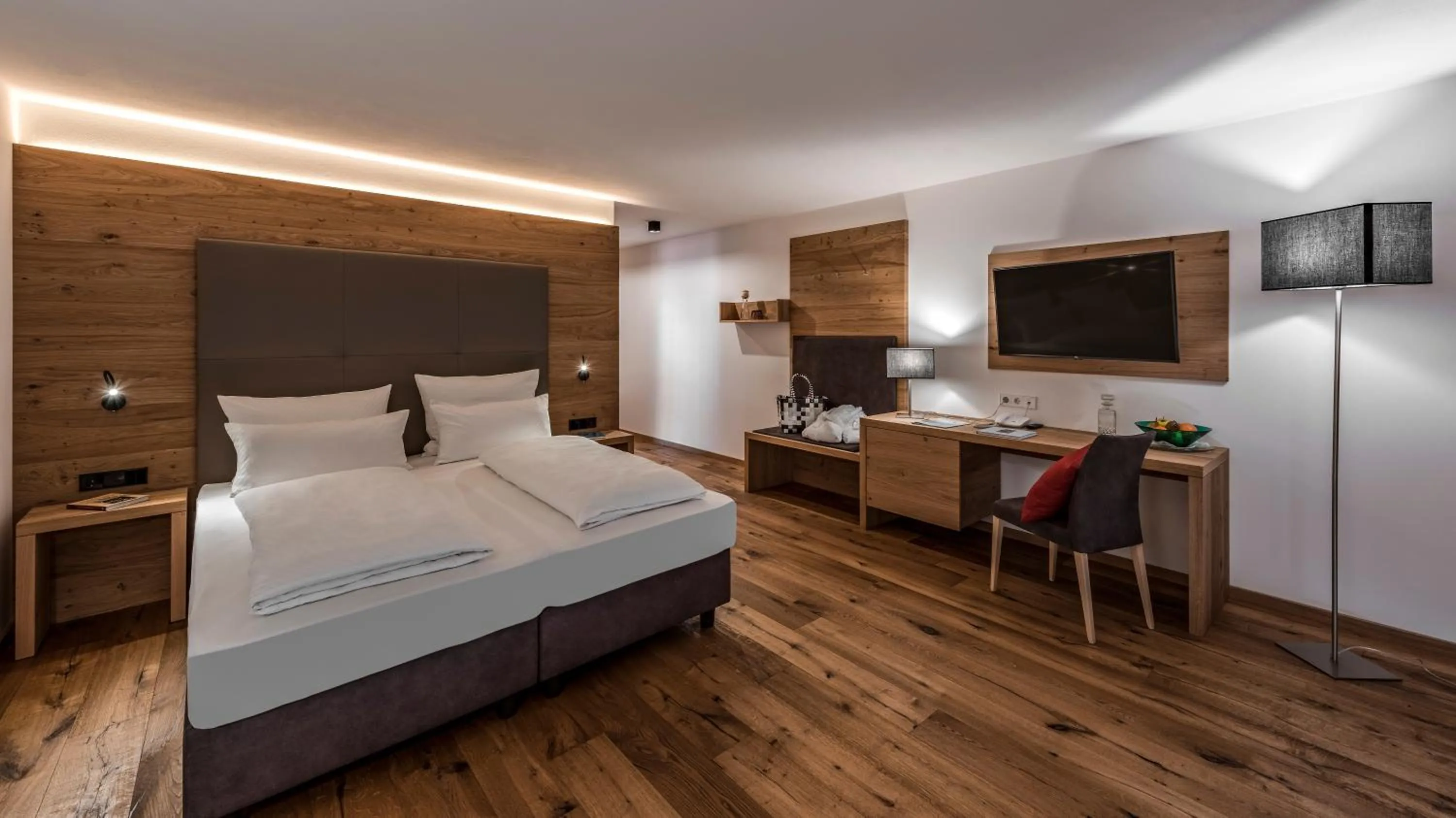 Bed in Eden Boutique Hotel