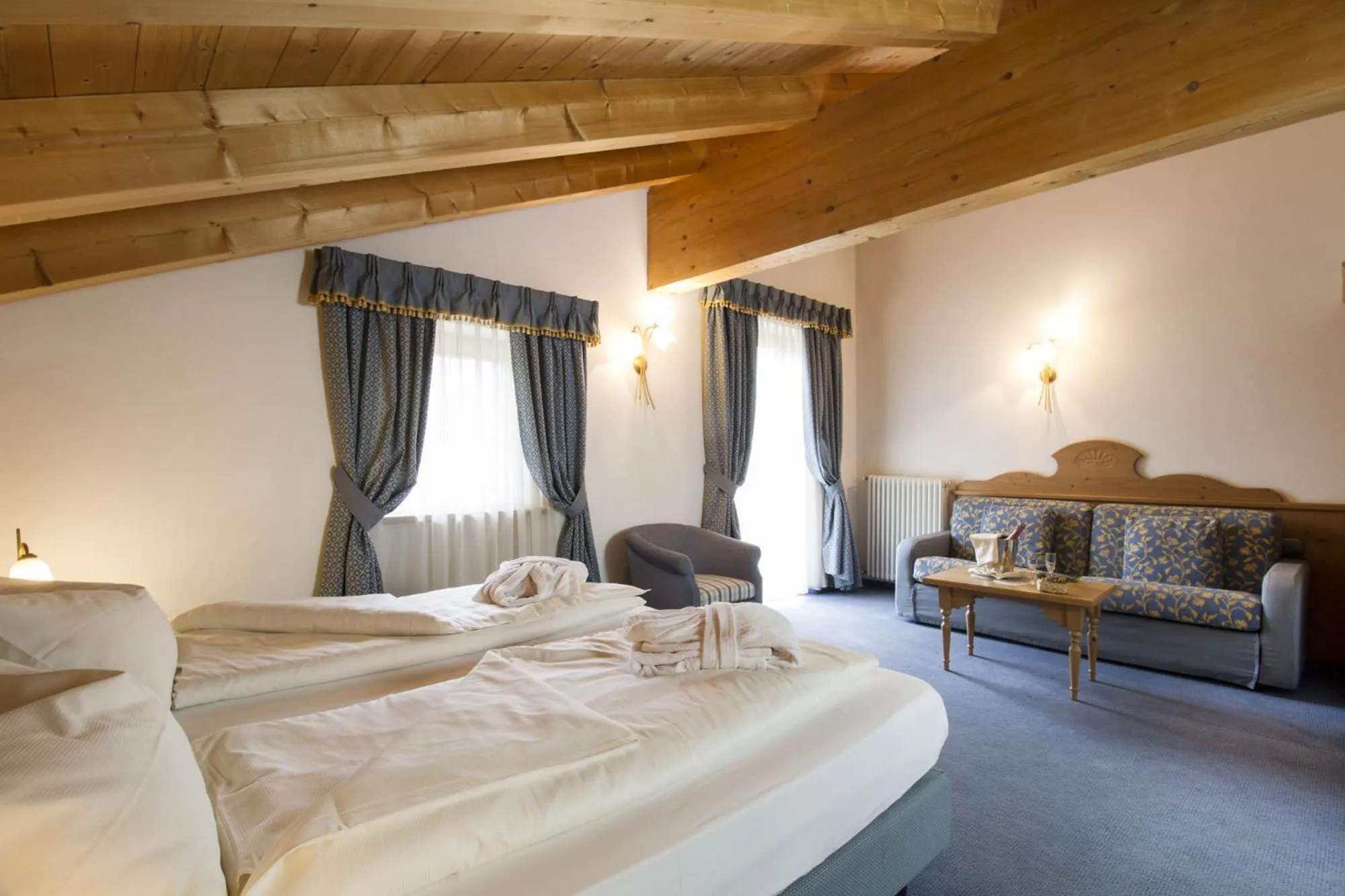 Bed in Hotel Casa del Campo