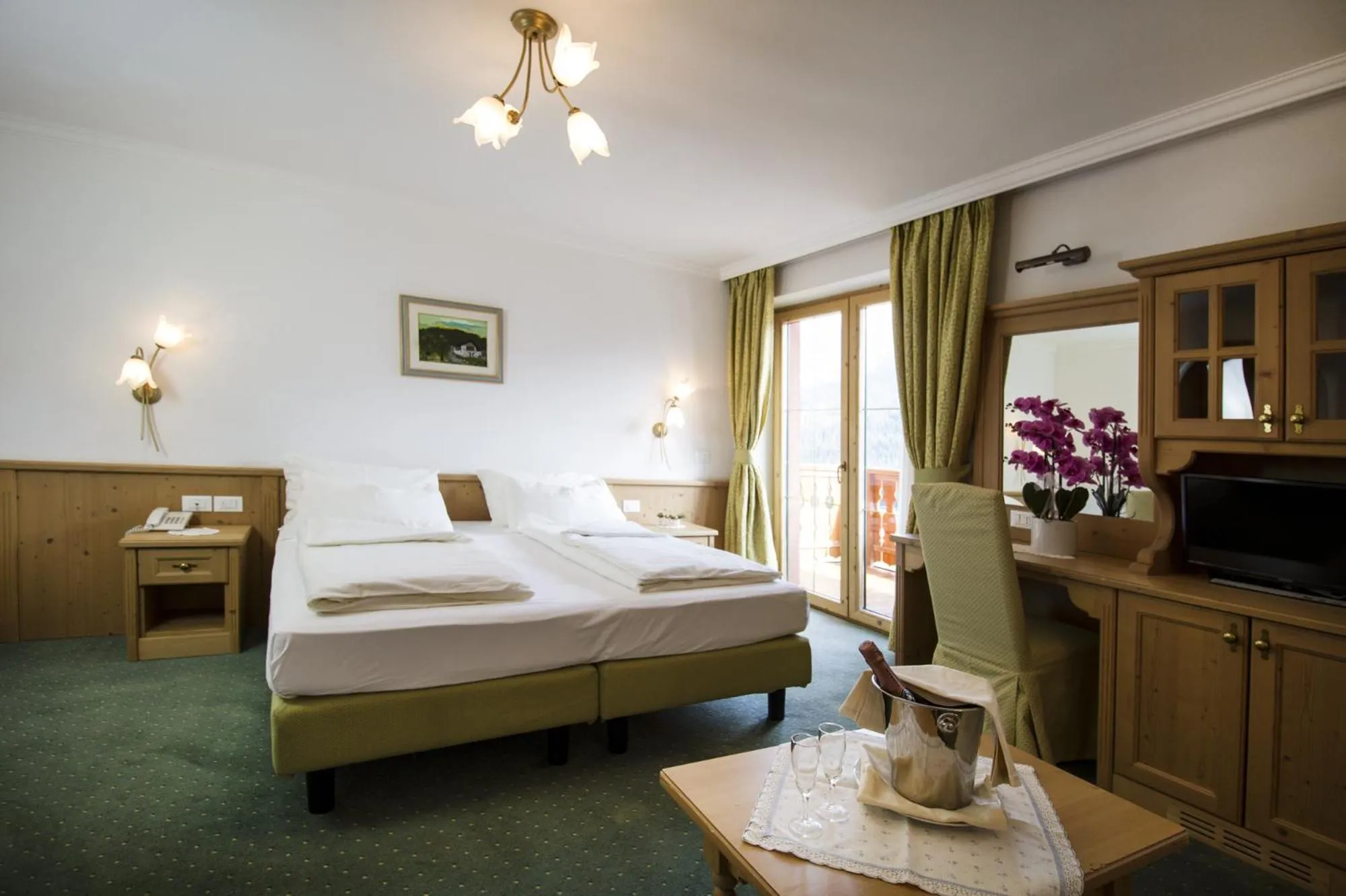 Bed in Hotel Casa del Campo