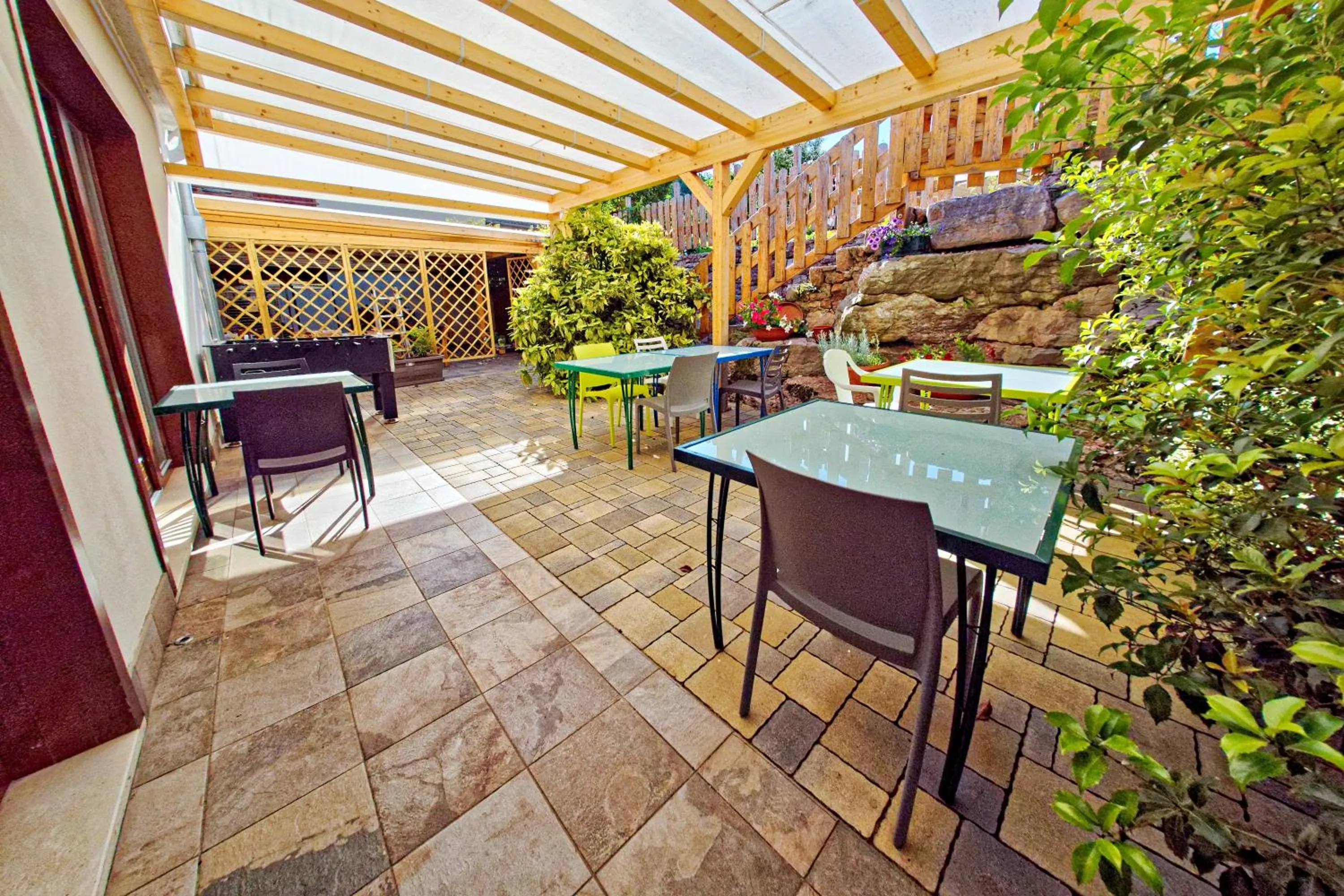 Patio in RTA Hotel Le Vallene