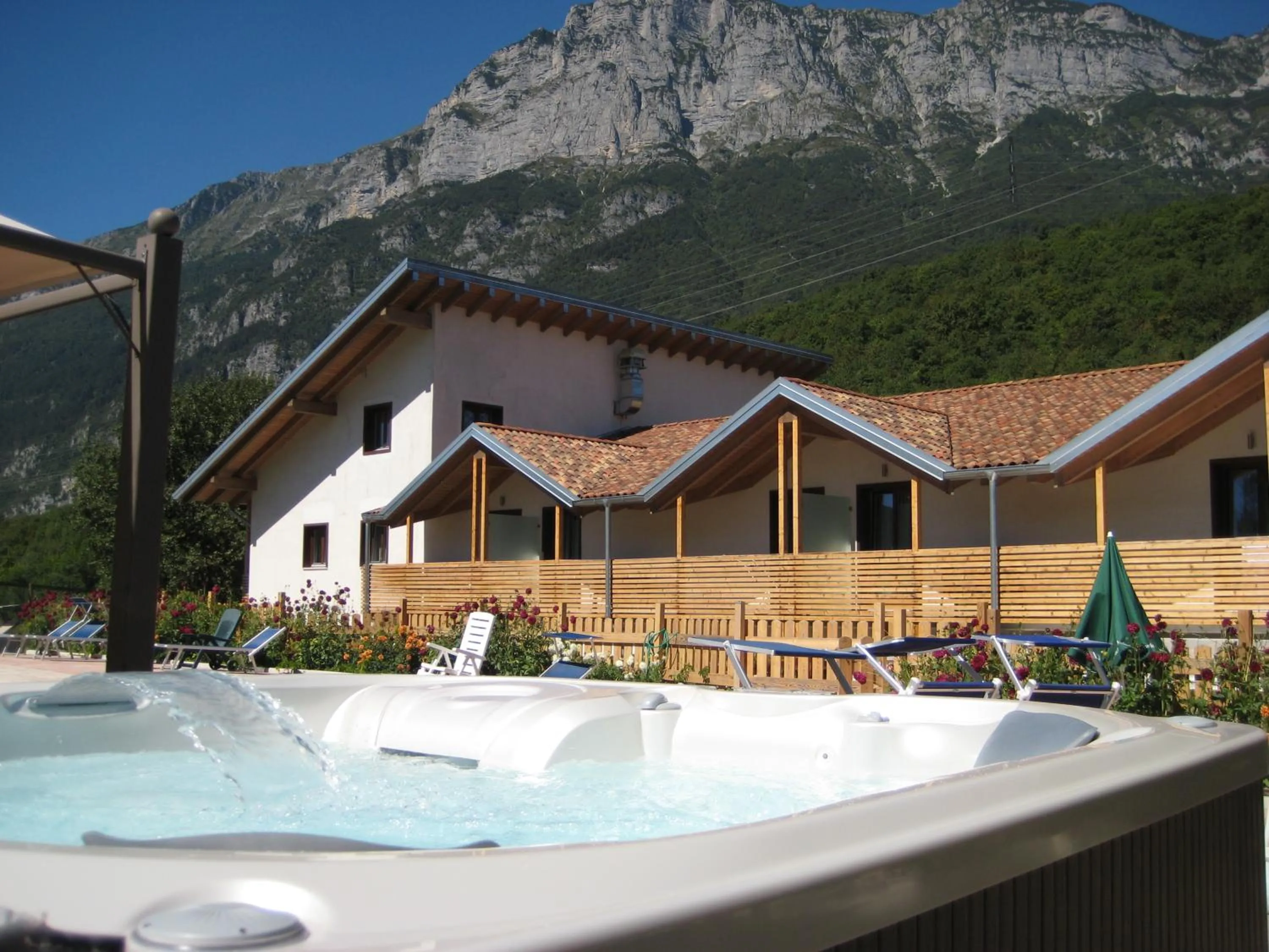 Summer in RTA Hotel Le Vallene