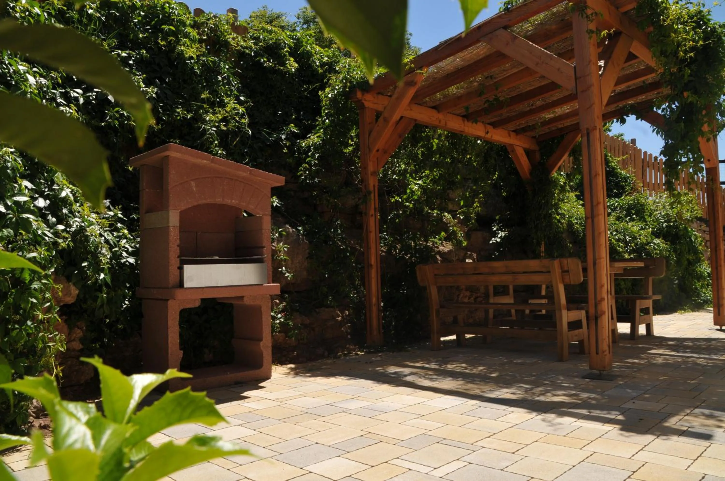 BBQ facilities in RTA Hotel Le Vallene