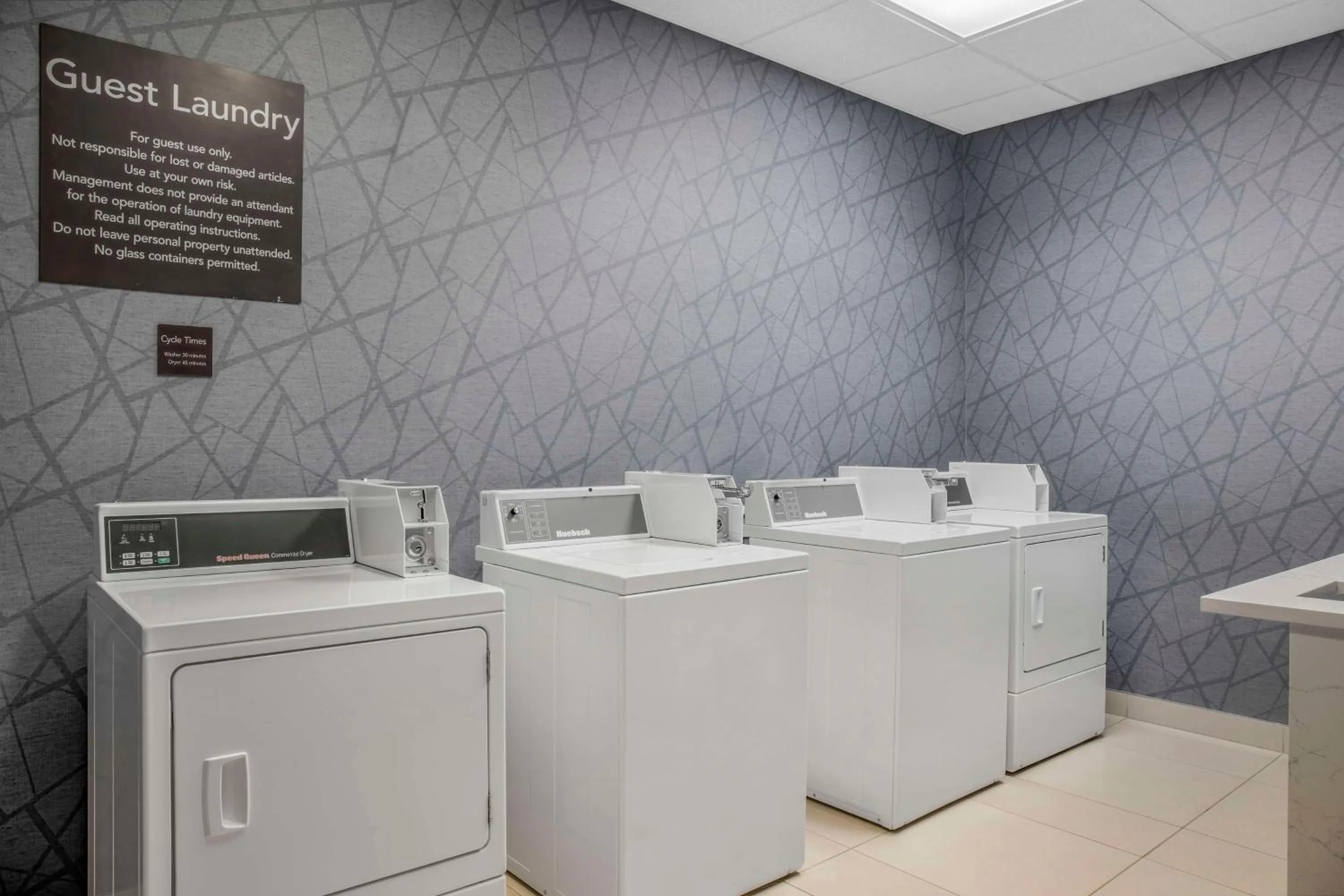 Homewood Suites by Hilton Winnipeg Airport - Polo Park