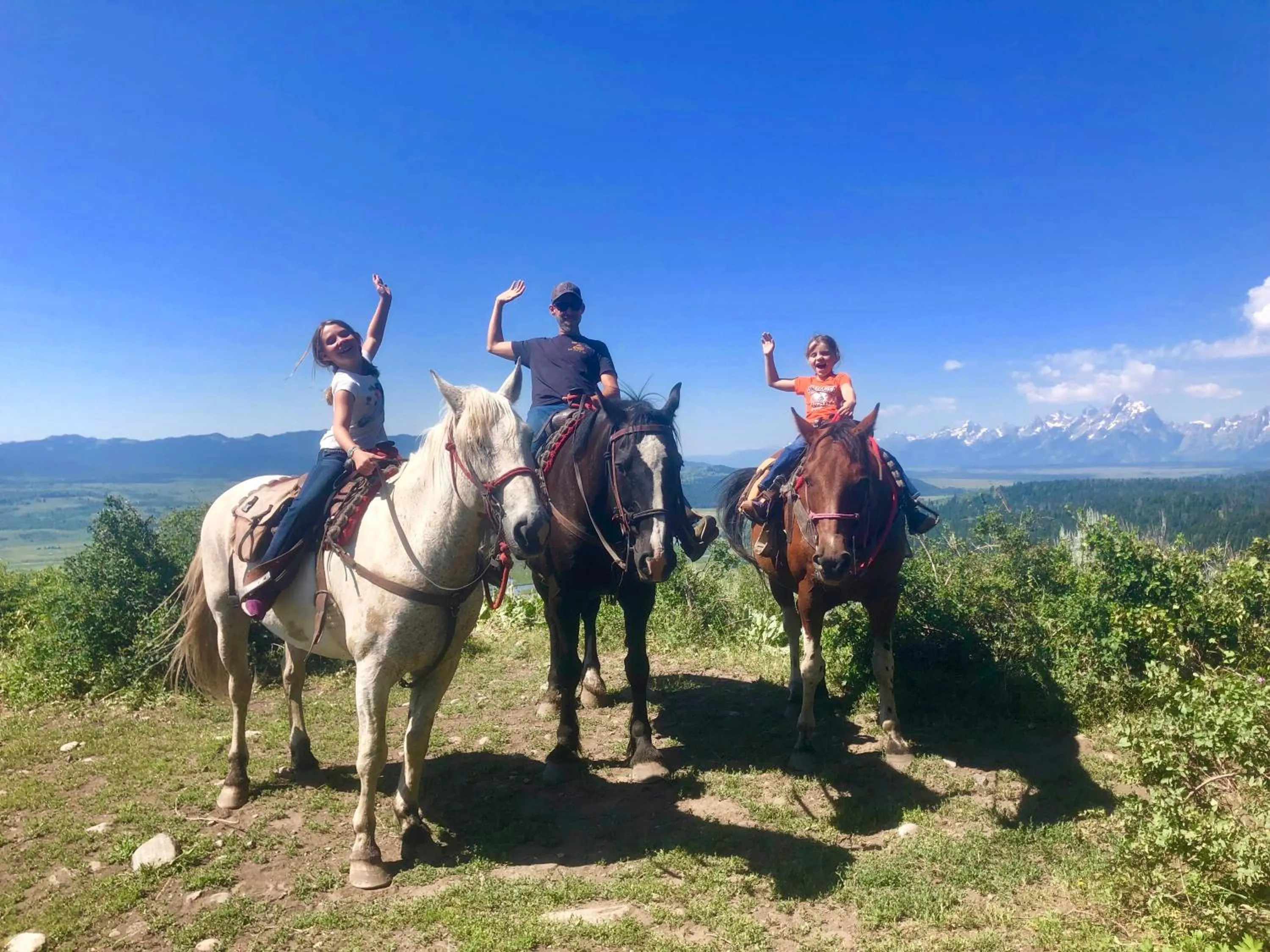 People in Heart Six Ranch