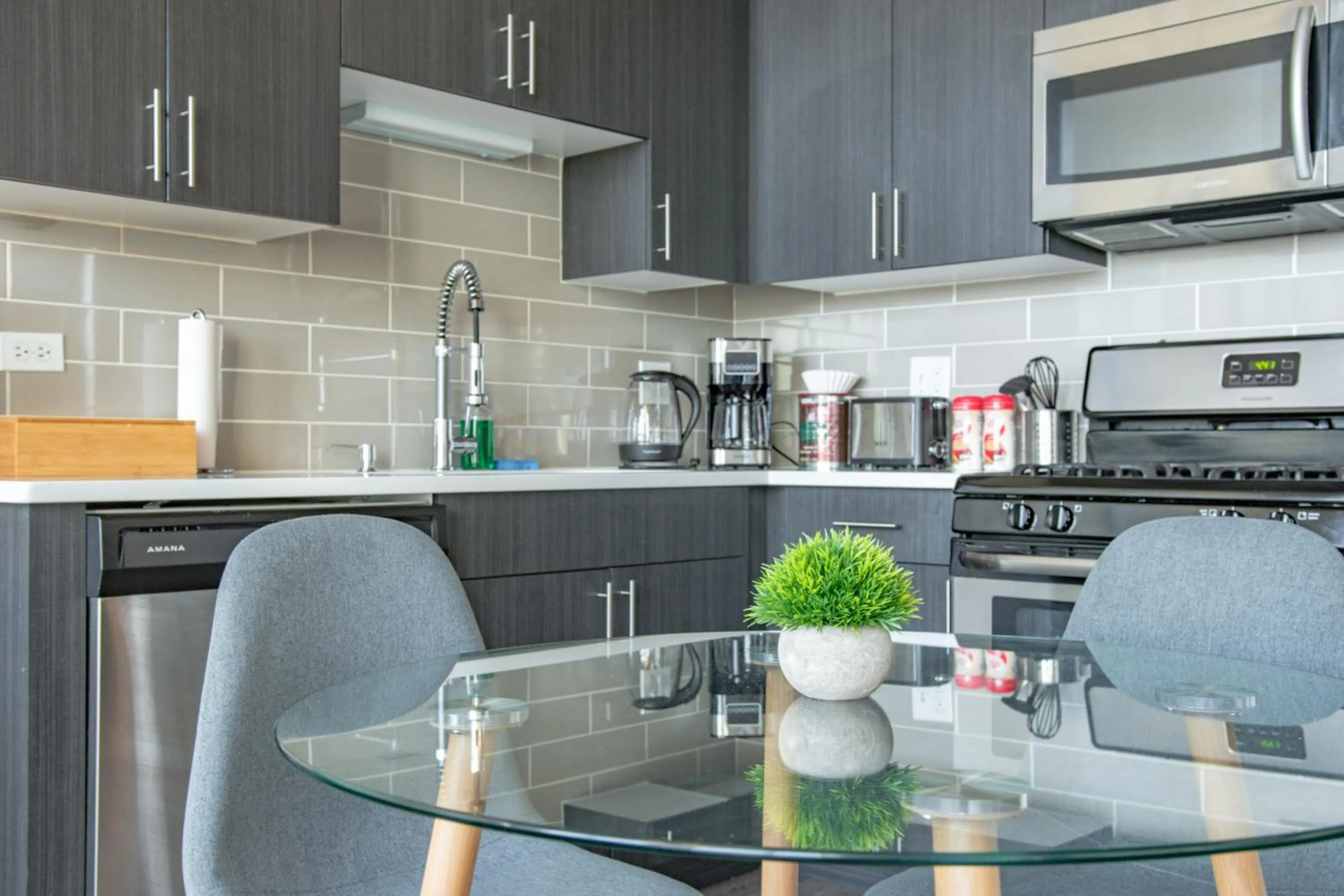 Convenient 2BR Suite in Prime Location with Gym Access & Optional Parking Near McCormick Place and Soldier Field