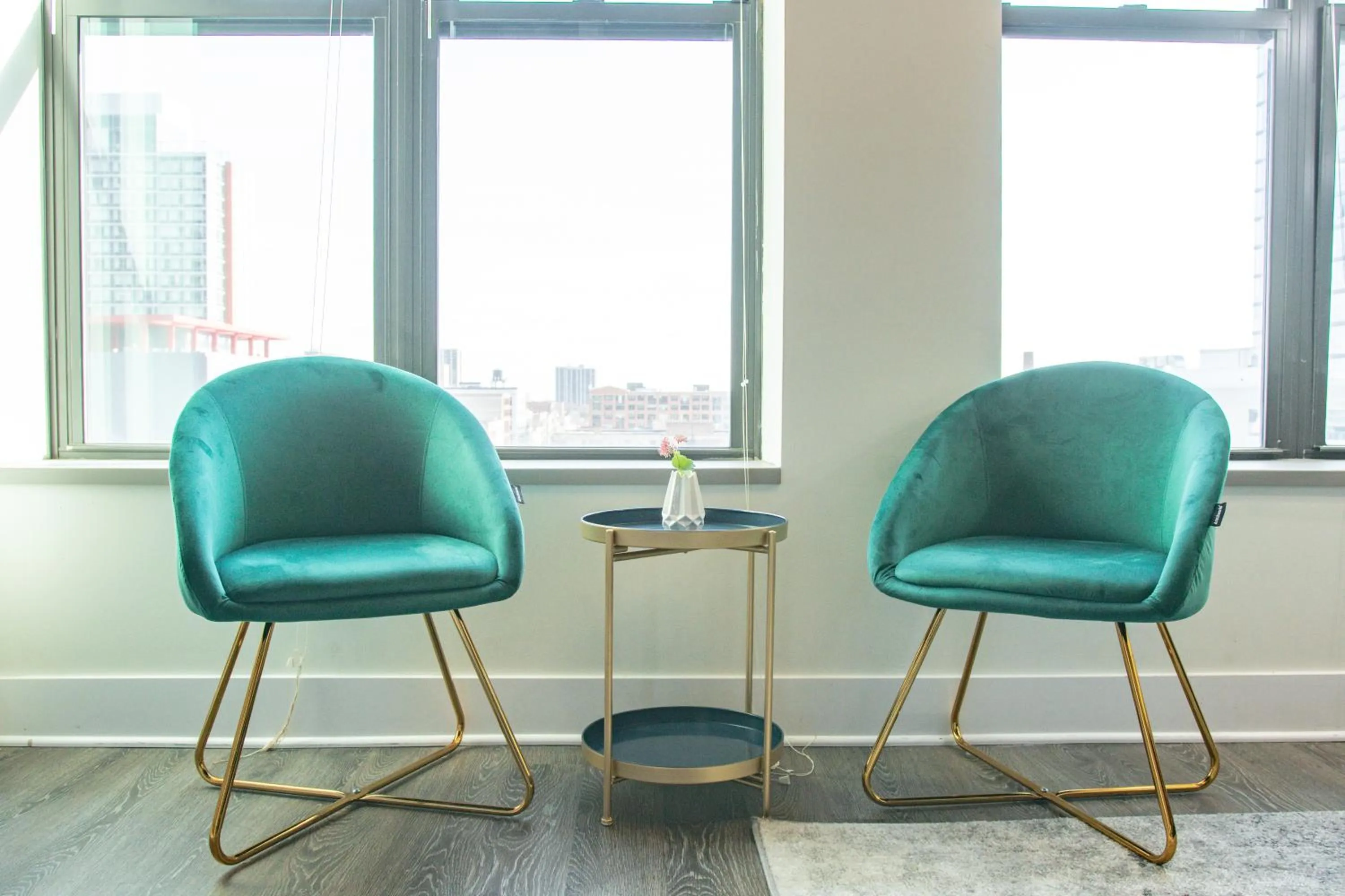 Convenient 2BR Suite in Prime Location with Gym Access & Optional Parking Near McCormick Place and Soldier Field