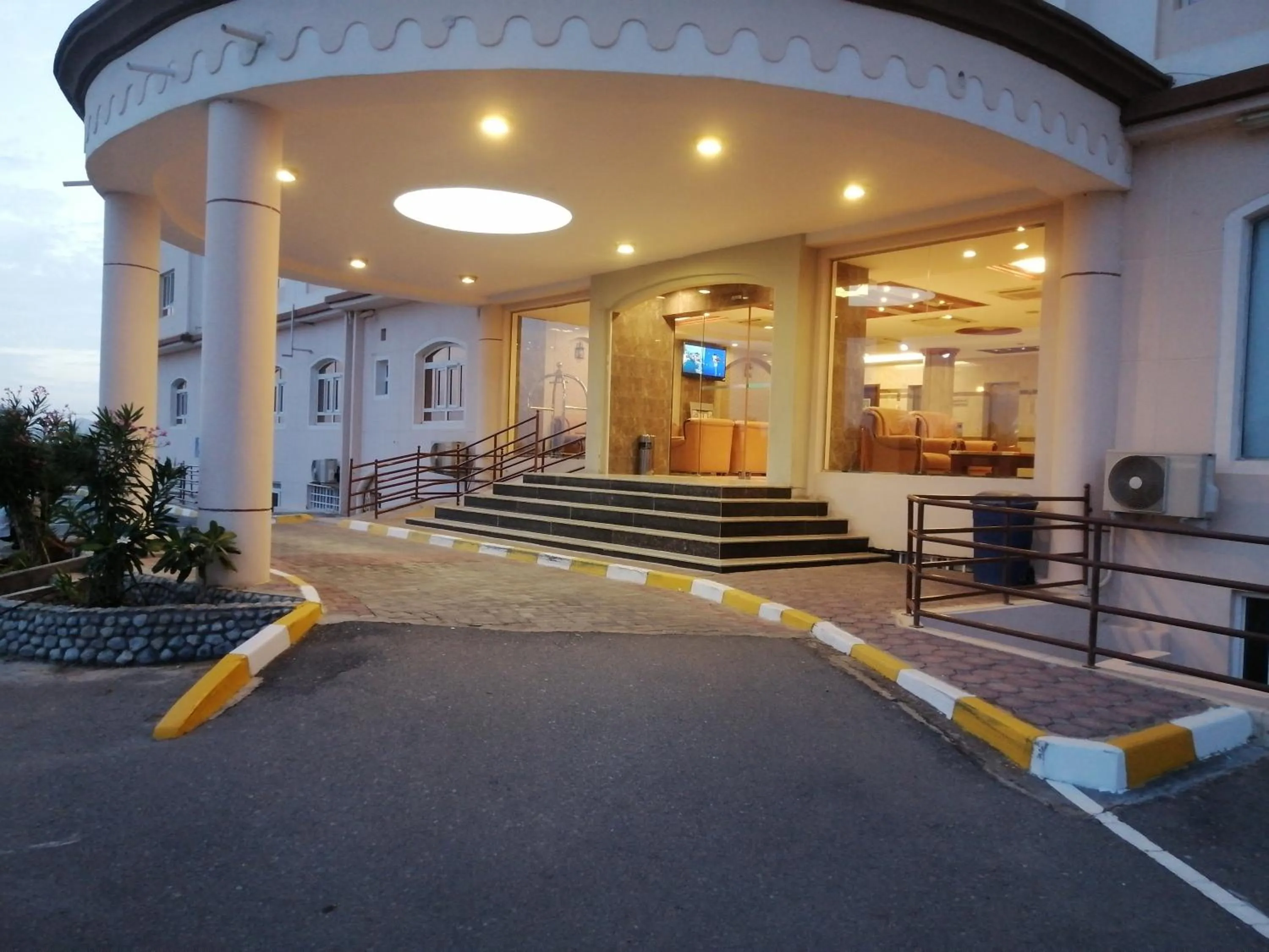 Facade/entrance in Nizwa Hotel Apartments
