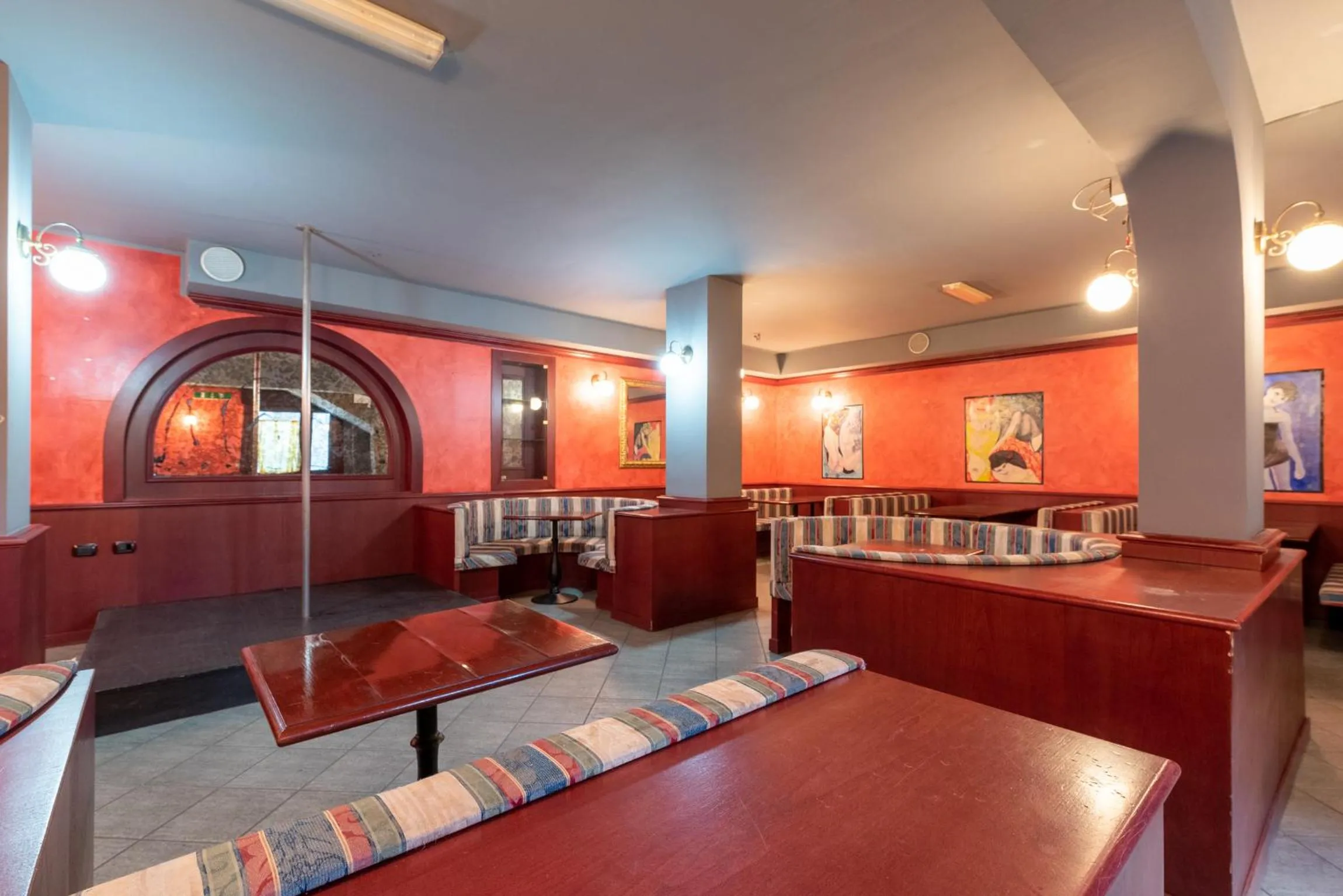 Nightclub / DJ in Residence Saint-Vincent