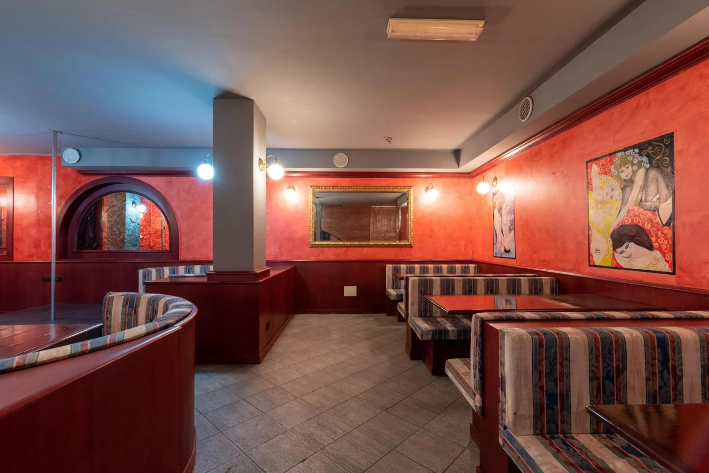 Nightclub / DJ in Residence Saint-Vincent