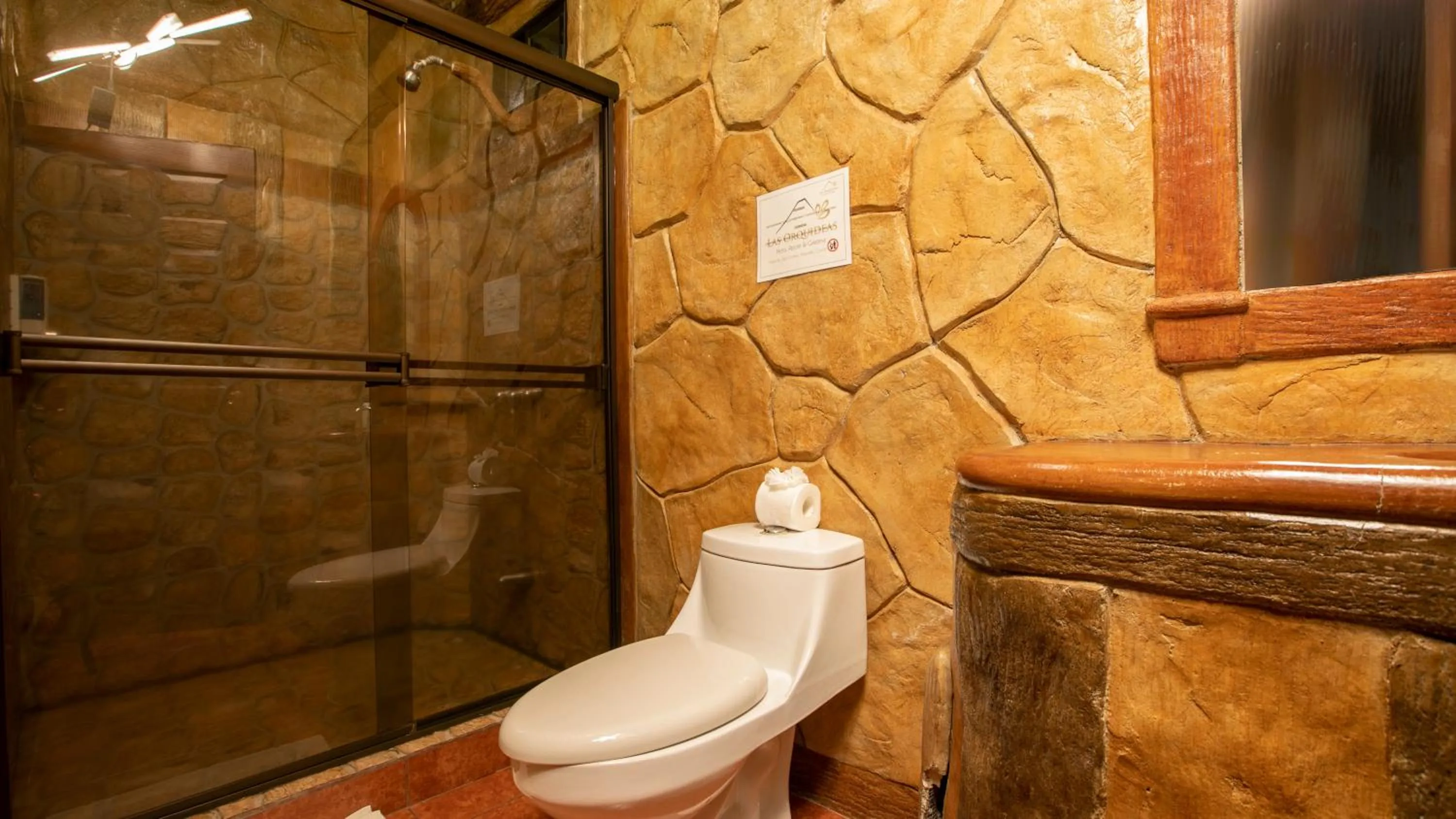 Bathroom in Orquideas Boutique Hotel