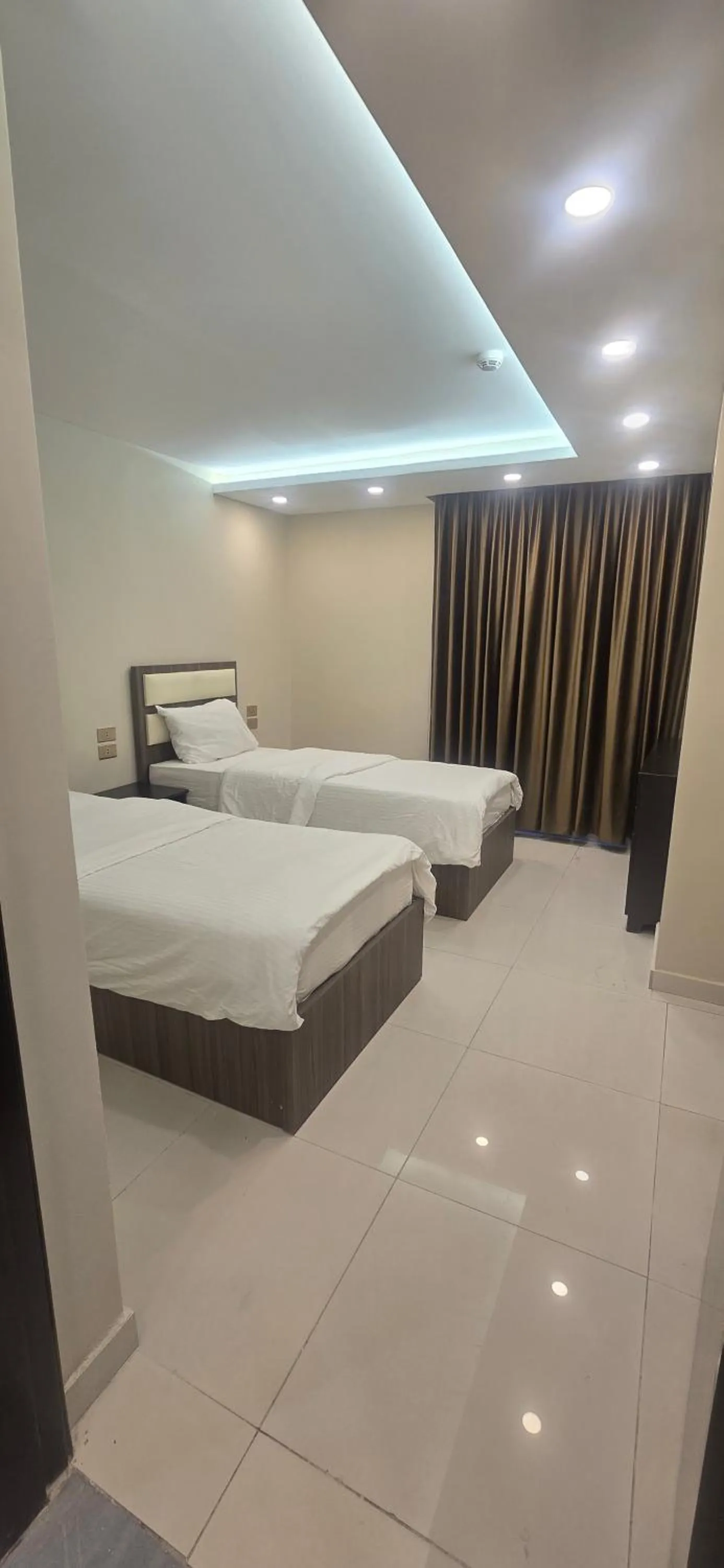 Bed in Seven Days Hotel