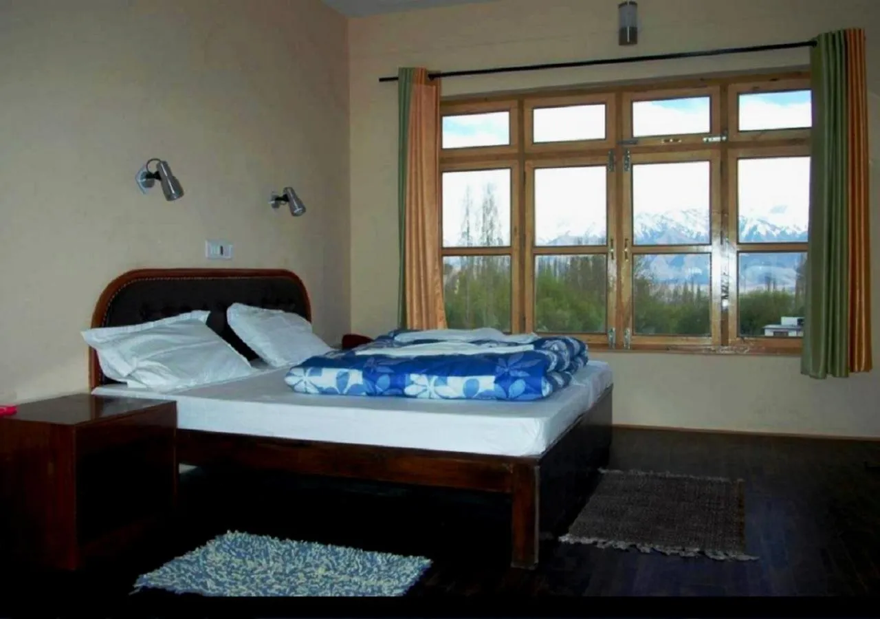 Bed in Hotel Ladakh Heaven